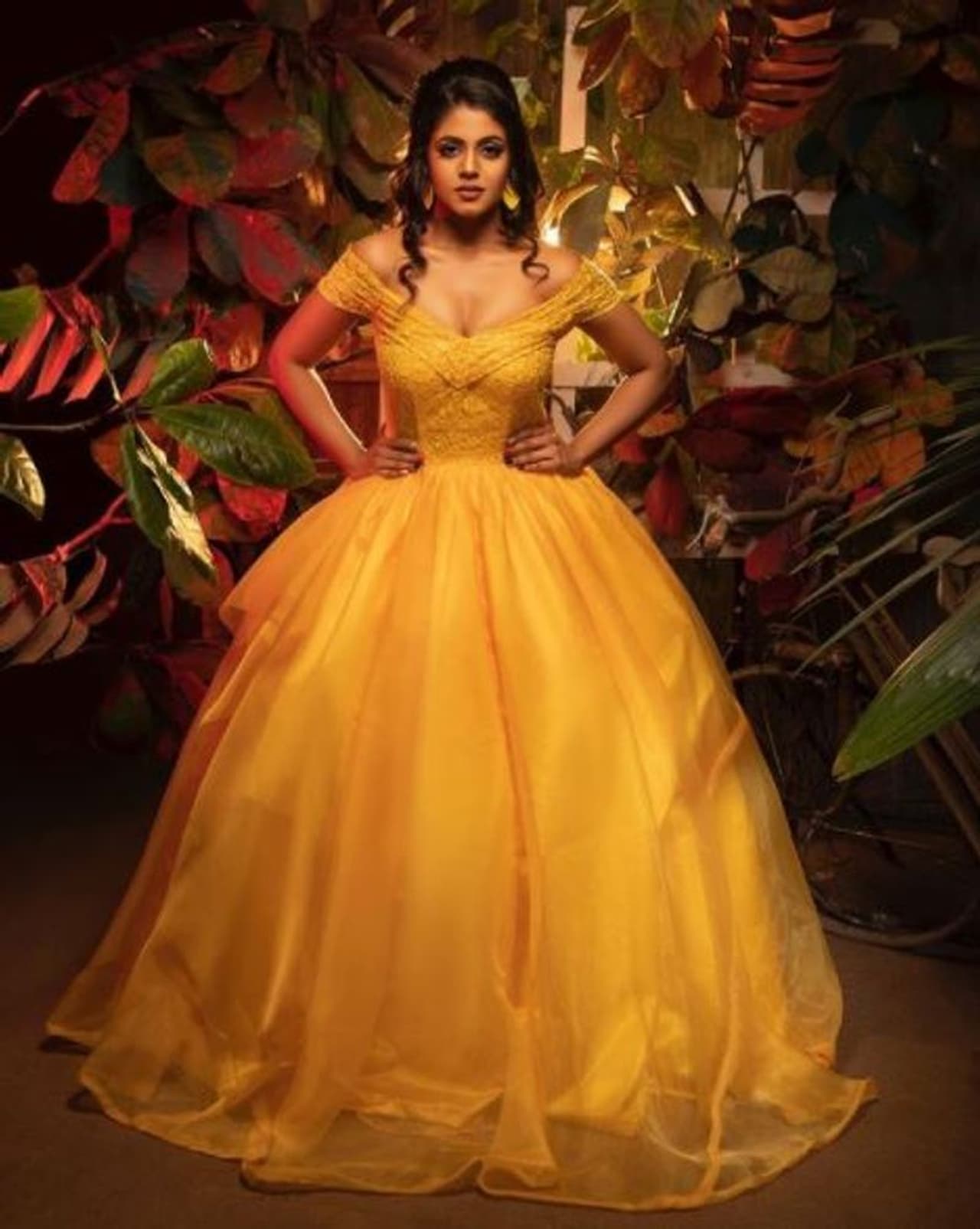 <p>தங்க சிலை போல் தகதகவென ஜொலிக்கும் இனியா</p> <p>தங்க சிலை போல் தகதகவென ஜொலிக்கும் இனியா</p>