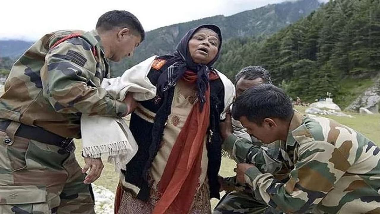 <p>ಉತ್ತರಖಂಡದಲ್ಲಿ ಸಂಭವಿಸಿದ ಹಿಮಪಾತ ಹಾಗೂ ಪ್ರವಾಹಕ್ಕೆ ಜಲಾಶಯ, ವಿದ್ಯುತ್ ಸ್ಥಾವರ ಧ್ವಂಸಗೊಂಡಿದೆ. ನಿನ್ನೆಯಿಂದ ಸತತ ಕಾರ್ಯಾಚರಣೆ ನಡೆಸುತ್ತಿರುವ ರಕ್ಷಣಾ ಪಡೆ ಹಲವು ಸವಾಲುಗಳನ್ನು ಎದುರಿಸಿದೆ</p> <p>ಉತ್ತರಖಂಡದಲ್ಲಿ ಸಂಭವಿಸಿದ ಹಿಮಪಾತ ಹಾಗೂ ಪ್ರವಾಹಕ್ಕೆ ಜಲಾಶಯ, ವಿದ್ಯುತ್ ಸ್ಥಾವರ ಧ್ವಂಸಗೊಂಡಿದೆ. ನಿನ್ನೆಯಿಂದ ಸತತ ಕಾರ್ಯಾಚರಣೆ ನಡೆಸುತ್ತಿರುವ ರಕ್ಷಣಾ ಪಡೆ ಹಲವು ಸವಾಲುಗಳನ್ನು ಎದುರಿಸಿದೆ</p>