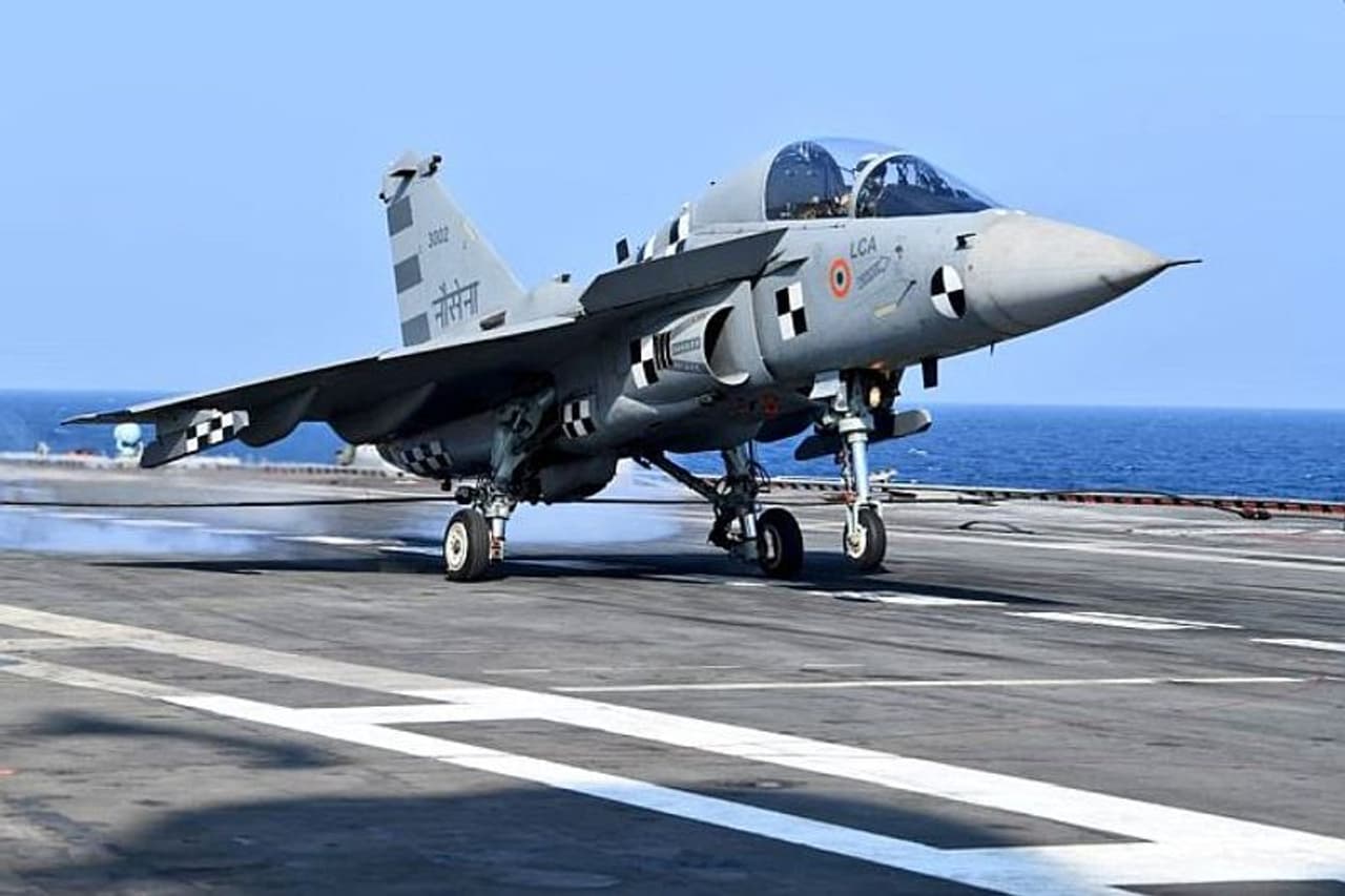 <p>The United States Navy has expressed interest in the naval variant of HAL's Light Combat Aircraft.&nbsp;<br />&nbsp;</p><p>The US Navy is believed to be hunting for 43 trainer aircraft.<br />&nbsp;</p><p>LCA Navy MK 1 Project Director P Thangavel told Asianet Newsable, "We have got an enquiry from US Navy for the naval trainer vessel to train their pilots before going on the carrier. We have received RFI they have given some broad guidelines based on that we have presented the capabilities of our aircraft. We have sent RFI (Request For Information) to them six months back."</p>