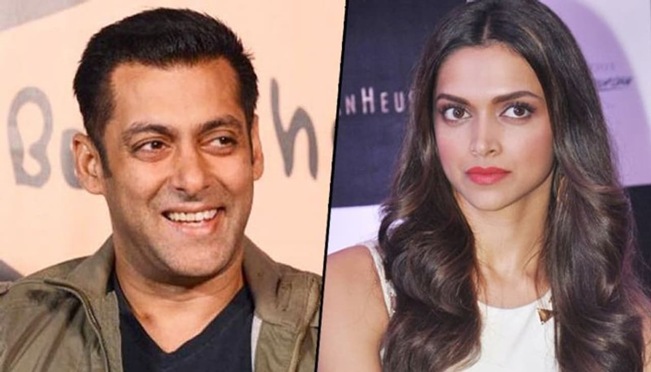 <p>A few years back, Deepika Padukone opened up about her depression during many interviews and broke down in tears while explaining.</p> <p>A few years back, Deepika Padukone opened up about her depression during many interviews and broke down in tears while explaining.</p>