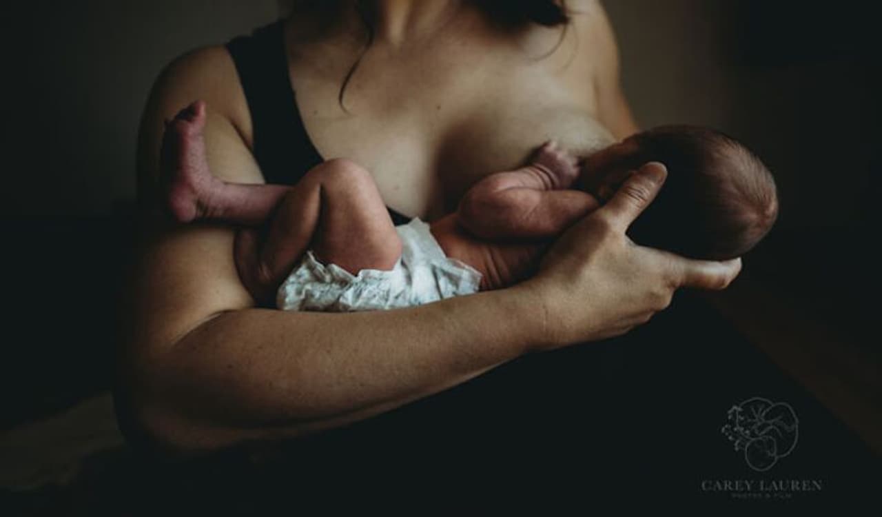 <p>మాతృత్వం మహిళలందరూ కోరుకునే వరం. అయితే కొంతమందికి ఇది అంత తొందరగా చిక్కదు. ఎన్నోరకాల ప్రయత్నాలు చేస్తుంటారు. అలా మీరు కూడా ప్రెగ్నెన్సీ కోసం ప్రయత్నిస్తున్నట్లైతే.. ఇది మీ కోసమే..</p>