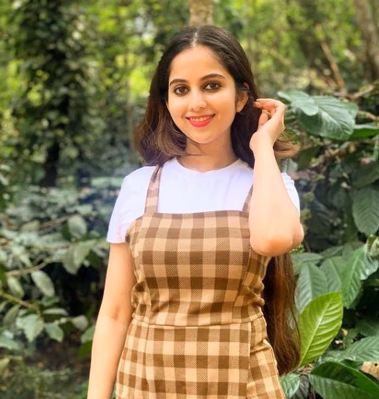 <p>ನಟಿ ನಿವೇದಿತಾ ಗೌಡ ಸೋಷಿಯಲ್ ಮೀಡಿಯಾದಲ್ಲಿ ಆಕ್ಟಿವ್. ಇದೀಗ ಲೇಟೆಸ್ಟ್ ಫೋಟೋ ಶೇರ್ ಮಾಡಿ ಏನ್ ಹೇಳಿದ್ದಾರೆ ನೋಡಿ</p> <p>ನಟಿ ನಿವೇದಿತಾ ಗೌಡ ಸೋಷಿಯಲ್ ಮೀಡಿಯಾದಲ್ಲಿ ಆಕ್ಟಿವ್. ಇದೀಗ ಲೇಟೆಸ್ಟ್ ಫೋಟೋ ಶೇರ್ ಮಾಡಿ ಏನ್ ಹೇಳಿದ್ದಾರೆ ನೋಡಿ</p>