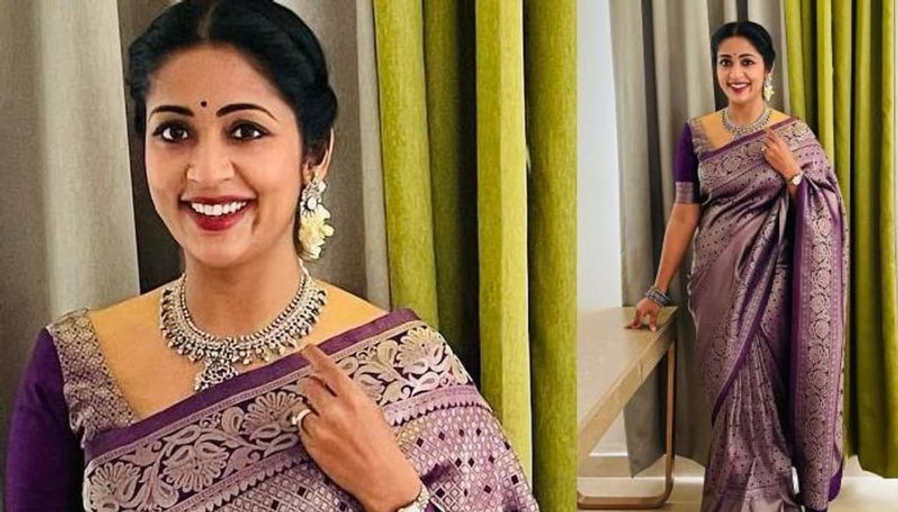 നവ്യയുടെ ഏറ്റവും പുത്തന്‍ ചിത്രങ്ങളാണ് ഇപ്പോള്‍ സോഷ്യല്‍ മീഡിയയില്‍ വൈറലാകുന്നത്.