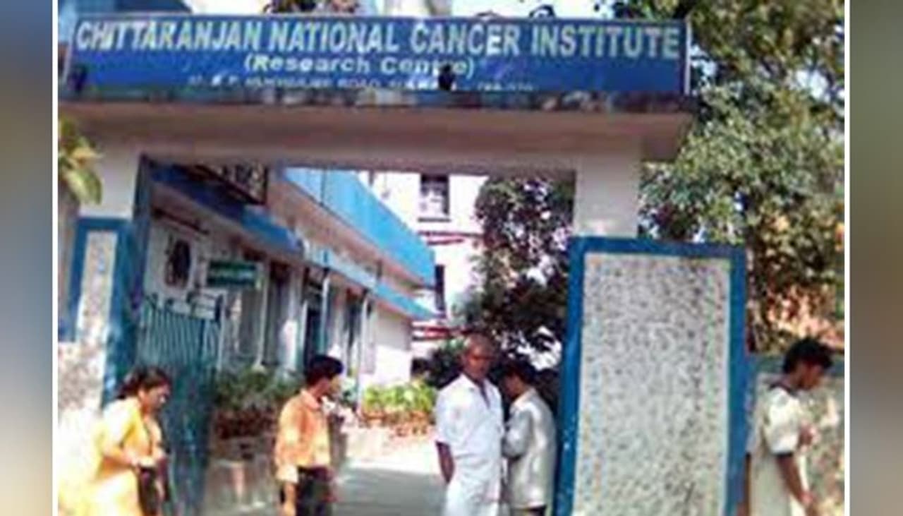 <p>The Government of West Bengal is trying to set up this Mother and Child Hub in various hospitals with the aim of providing better medical services to mothers and newborns.<br /> </p> <p>The Government of West Bengal is trying to set up this Mother and Child Hub in various hospitals with the aim of providing better medical services to mothers and newborns.<br /> </p>