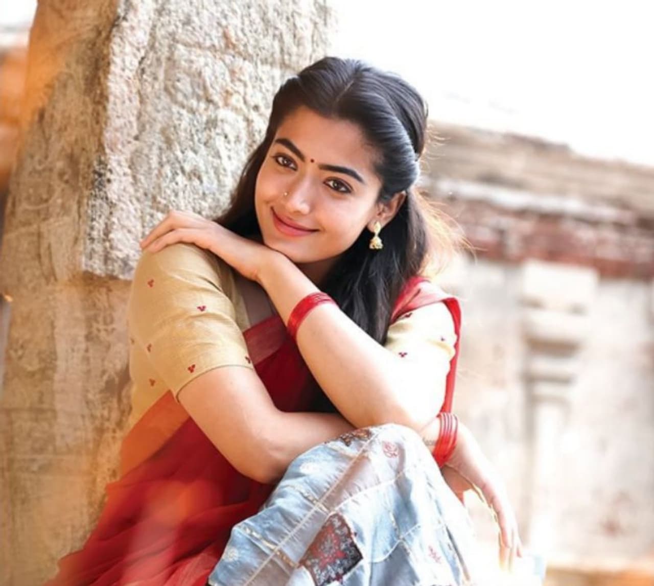 <p>ಟ್ರೇಲರ್ ರಿಲೀಸ್ ಡೇಟ್ ಎನೌನ್ಸ್ ಮಾಡಿದ ನಂತರ ಚಿತ್ರತಂಡ ಕೆಲವು ಸ್ಟಿಲ್ಸ್ ಬಿಡುಗಡೆ ಮಾಡಿವೆ.</p>