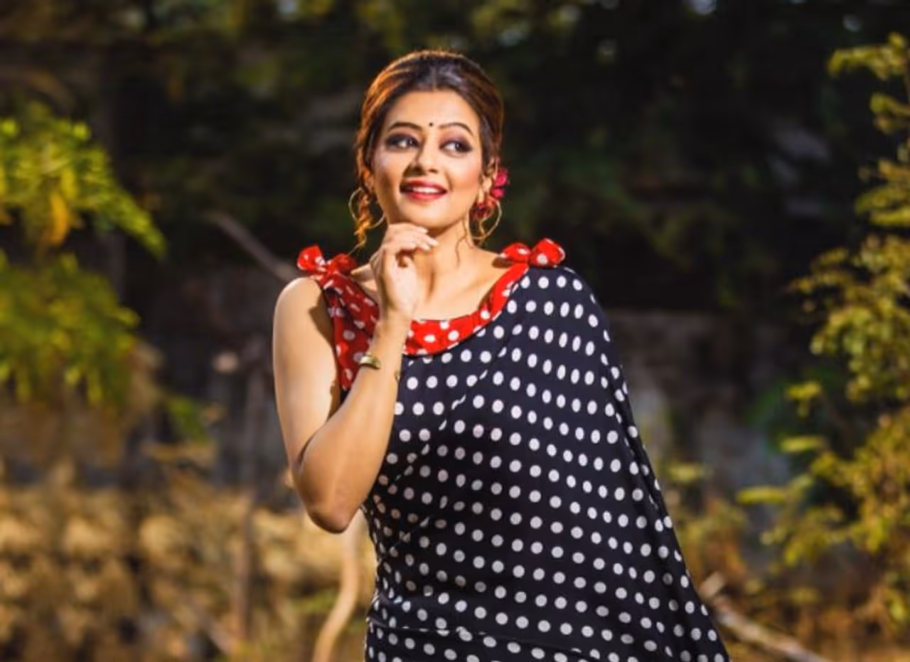 <p>ಸೌತ್ ನಟಿ ಪ್ರಿಯಾ ಮಣಿ ರೆಟ್ರೋ ಲುಕ್ನಲ್ಲಿ ಕಾಣಿಸಿಕೊಂಡಿದ್ದಾರೆ.</p> <p>ಸೌತ್ ನಟಿ ಪ್ರಿಯಾ ಮಣಿ ರೆಟ್ರೋ ಲುಕ್ನಲ್ಲಿ ಕಾಣಿಸಿಕೊಂಡಿದ್ದಾರೆ.</p>