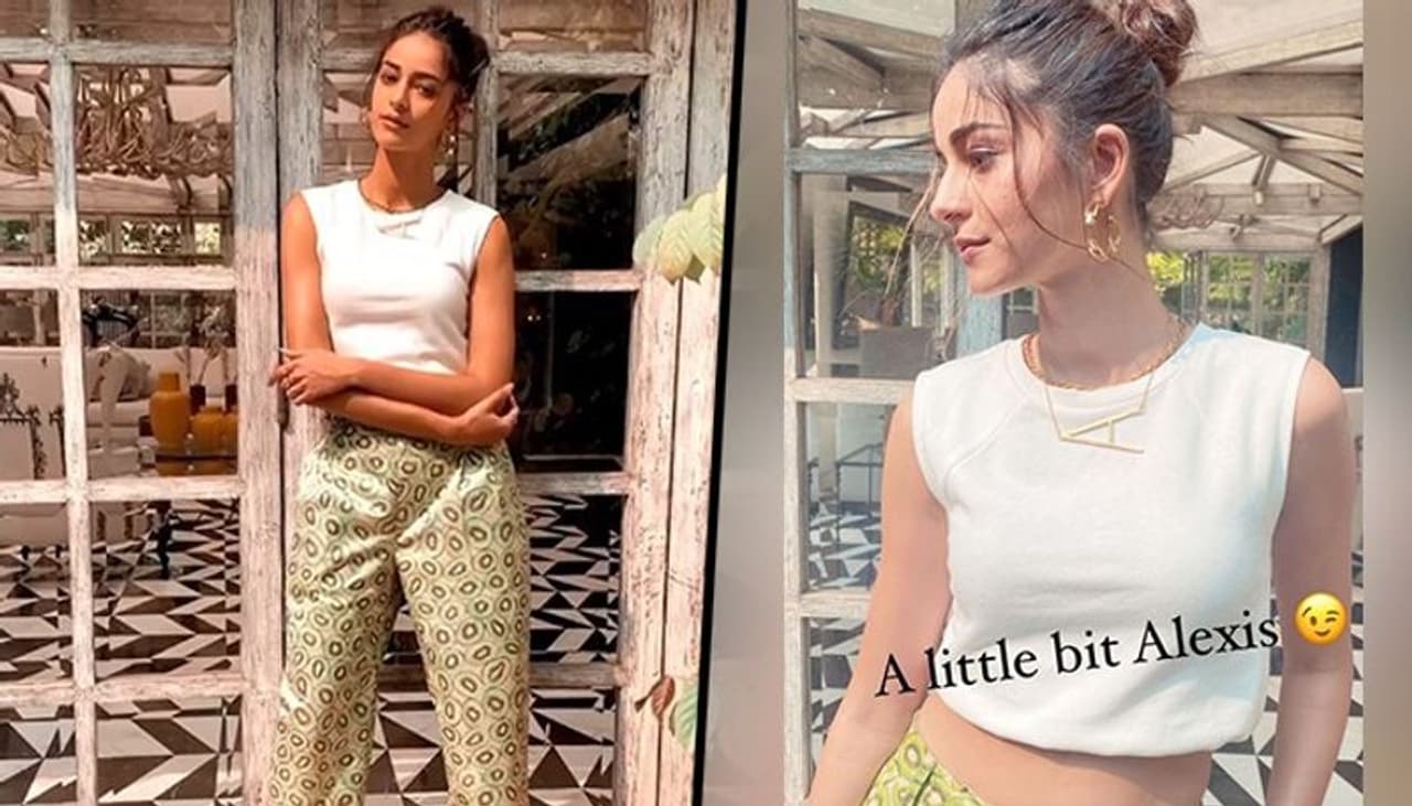 <p style="text align: justify;">Recently, Ananya Panday took to her Instagram stories to share a series of pictures flaunting a popular web series Schitt's Creek inspired pendant.</p> <p style="text align: justify;">Recently, Ananya Panday took to her Instagram stories to share a series of pictures flaunting a popular web series Schitt's Creek inspired pendant.</p>