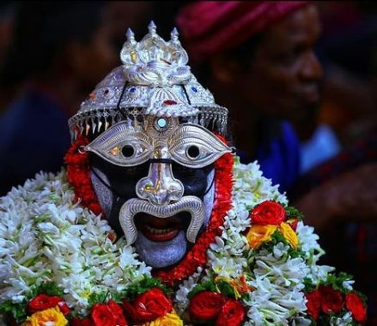 <p>ಕೊರಗಜ್ಜನ ಮೂಲಸ್ಥಾನ ಮಂಗಳೂರು ಸಮೀಪದ ಕುತ್ತಾರು.</p> <p>ಕೊರಗಜ್ಜನ ಮೂಲಸ್ಥಾನ ಮಂಗಳೂರು ಸಮೀಪದ ಕುತ್ತಾರು.</p>