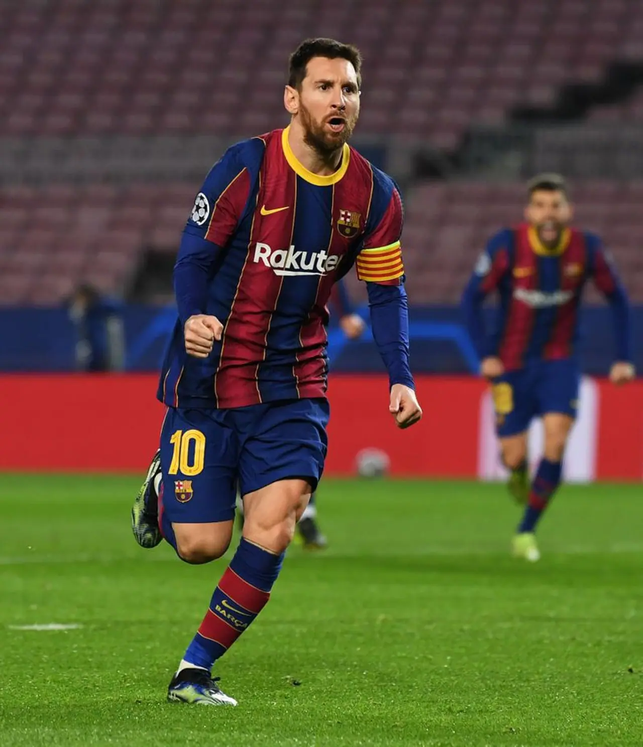 <p><strong>ಮೆಸ್ಸಿ ಬಾರ್ಸಿಲೋನಾ ಹಾಗೂ ಅರ್ಜಿಂಟೀನಾ ತಂಡದ ಸ್ಟಾರ್ ಆಟಗಾರ:</strong></p> <p><strong>ಮೆಸ್ಸಿ ಬಾರ್ಸಿಲೋನಾ ಹಾಗೂ ಅರ್ಜಿಂಟೀನಾ ತಂಡದ ಸ್ಟಾರ್ ಆಟಗಾರ:</strong></p>