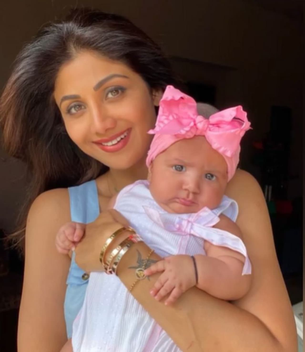 <p>ಬಾಲಿವುಡ್ ನಟಿ ಶಿಲ್ಪಾ ಶೆಟ್ಟಿ ಇತ್ತೀಚೆಗಷ್ಟೇ ಮಗಳ ಒಂದನೇ ವರ್ಷದ ಹುಟ್ಟಿದ ಹಬ್ಬ ಆಚರಿಸಿದ್ದಾರೆ.</p>