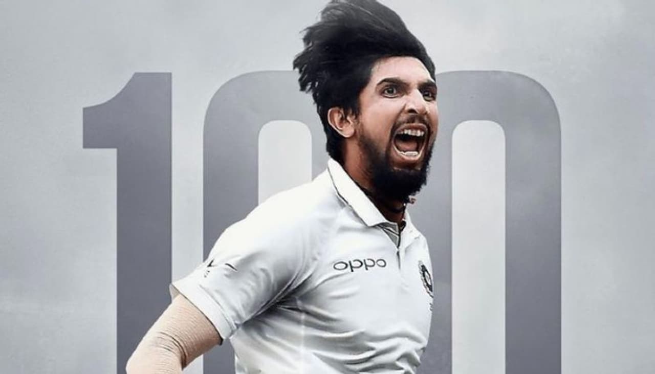 <p>ஒரு ஃபாஸ்ட் பவுலர் 100 சர்வதேச போட்டிகளில் ஆடுவது மிகக்கடினமான விஷயம். அப்படி 100 சர்வதேச டெஸ்ட் போட்டிகளுக்கு மேல் ஆடிய வெகுசில ஃபாஸ்ட் பவுலர்களில் இந்தியாவின் இஷாந்த் சர்மாவும் ஒருவர். 2007ம் ஆண்டிலிருந்து டெஸ்ட் கிரிக்கெட்டில் ஆடிவரும் இஷாந்த் சர்மா 100 டெஸ்ட் போட்டிகளில் ஆடி 303 விக்கெட்டுகளை வீழ்த்தியுள்ளார்.</p> <p>ஒரு ஃபாஸ்ட் பவுலர் 100 சர்வதேச போட்டிகளில் ஆடுவது மிகக்கடினமான விஷயம். அப்படி 100 சர்வதேச டெஸ்ட் போட்டிகளுக்கு மேல் ஆடிய வெகுசில ஃபாஸ்ட் பவுலர்களில் இந்தியாவின் இஷாந்த் சர்மாவும் ஒருவர். 2007ம் ஆண்டிலிருந்து டெஸ்ட் கிரிக்கெட்டில் ஆடிவரும் இஷாந்த் சர்மா 100 டெஸ்ட் போட்டிகளில் ஆடி 303 விக்கெட்டுகளை வீழ்த்தியுள்ளார்.</p>