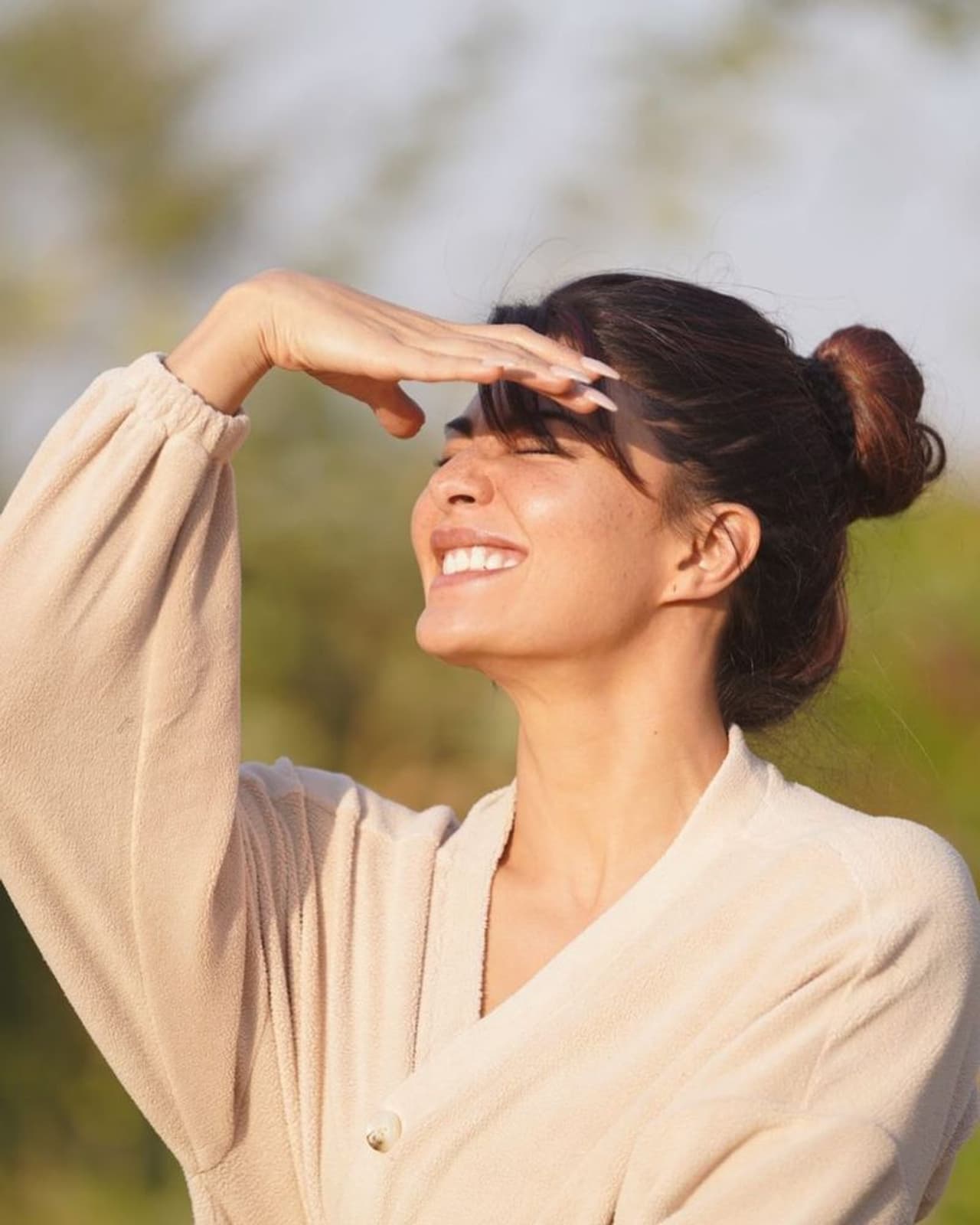 <p>ಬಚ್ಚನ್ ಪಾಂಡೆ ಸಿನಿಮಾಗೋಸ್ಕರ ಇತ್ತೀಚೆಗೆ ಜೈಸಲ್ಮೇರ್ ನಲ್ಲಿ ಶೂಟಿಂಗ್ ಮುಗಿಸಿದ ನಟಿ ಜಾಕ್ವೆಲಿನ್ ಫರ್ನಾಂಡೀಸ್, ತನ್ನ ಪಾತ್ರಕ್ಕಾಗಿ ಬಿಗಿಹಗ್ಗದ ಮೇಲೆ ವಾಕ್ ಮಾಡುವ ಕಲೆಯಲ್ಲಿ ತರಬೇತಿ ಪಡೆದಿದ್ದಾರೆ.</p> <p>ಬಚ್ಚನ್ ಪಾಂಡೆ ಸಿನಿಮಾಗೋಸ್ಕರ ಇತ್ತೀಚೆಗೆ ಜೈಸಲ್ಮೇರ್ ನಲ್ಲಿ ಶೂಟಿಂಗ್ ಮುಗಿಸಿದ ನಟಿ ಜಾಕ್ವೆಲಿನ್ ಫರ್ನಾಂಡೀಸ್, ತನ್ನ ಪಾತ್ರಕ್ಕಾಗಿ ಬಿಗಿಹಗ್ಗದ ಮೇಲೆ ವಾಕ್ ಮಾಡುವ ಕಲೆಯಲ್ಲಿ ತರಬೇತಿ ಪಡೆದಿದ್ದಾರೆ.</p>