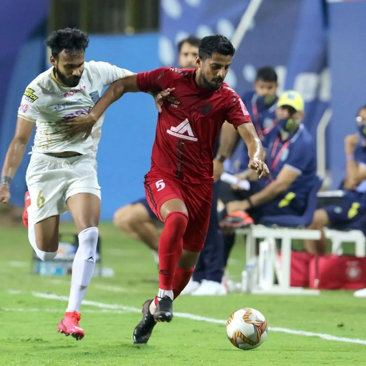 <p>NorthEast United FC came up with a fascinating performance to tame Kerala Blasters FC 2 0 in the 2020 21 Indian Super League at the Tilak Maidan in Goa on Friday. NEU has sealed its place in the playoffs, having risen to third, while Blasters has finished at tenth.</p> <p>NorthEast United FC came up with a fascinating performance to tame Kerala Blasters FC 2 0 in the 2020 21 Indian Super League at the Tilak Maidan in Goa on Friday. NEU has sealed its place in the playoffs, having risen to third, while Blasters has finished at tenth.</p>
