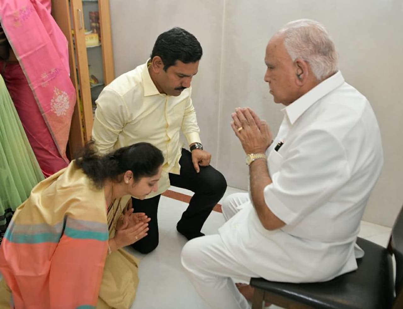 <p>ಕರ್ನಾಟಕ ಮುಖ್ಯಮಂತ್ರಿ ಬಿ ಎಸ್ ಯಡಿಯೂರಪ್ಪ ಅವರಿಗೆ 79ನೇ ಹುಟ್ಟುಹಬ್ಬ</p>