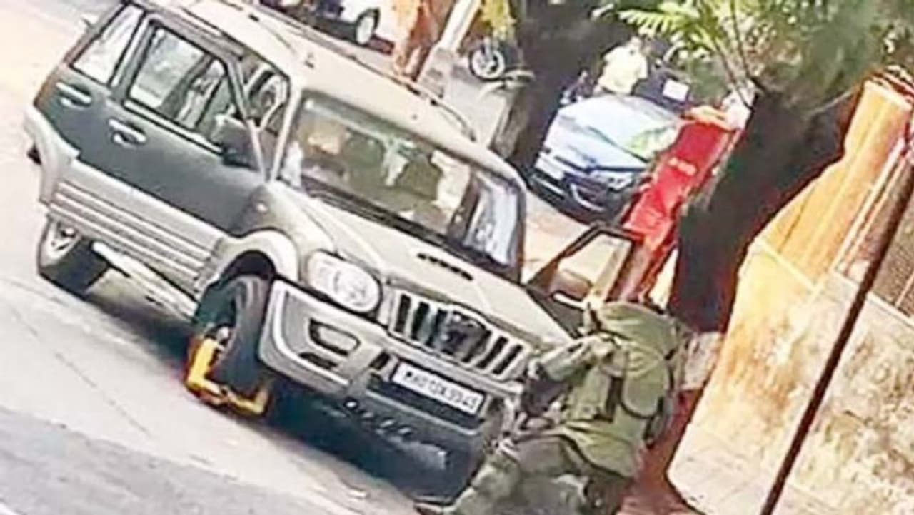 <p>Jaish ul Hind, an unknown and unheard organisation, has taken responsibility for placing the explosives laden vehicle outside Mukesh Ambani's house 'Antilia' in Mumbai, Maharashtra.</p>