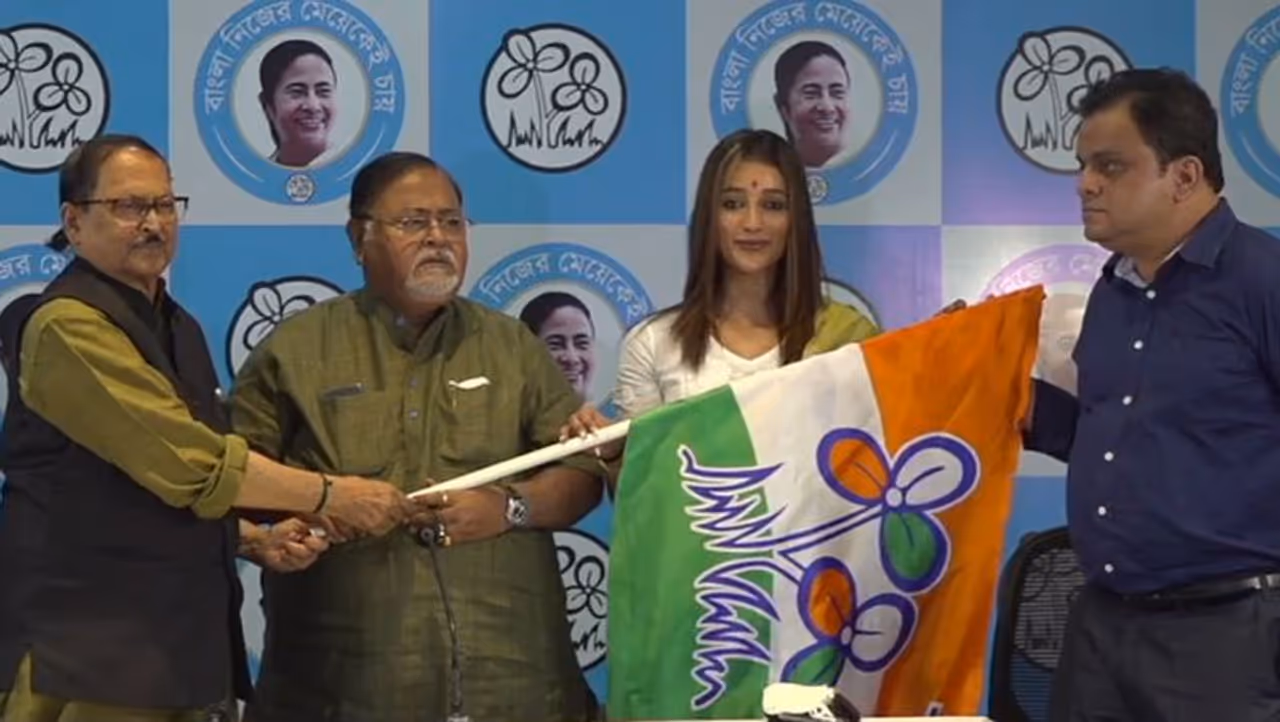 <p>Sayantika Banerjee Eminent Tollywood actress Sayantika Banerjee joined the TMC ahead of the assembly polls in West Bengal. She joined the party in presence of party leaders and West Bengal Education minister Partha Chatterjee. After joining TMC, Sayantika said, “I was with Didi for the past 10 years but today I officially joined TMC. I request the people of Bengal to be with us and Didi. We know Bangla wants its own daughter.”</p> <p>Sayantika Banerjee Eminent Tollywood actress Sayantika Banerjee joined the TMC ahead of the assembly polls in West Bengal. She joined the party in presence of party leaders and West Bengal Education minister Partha Chatterjee. After joining TMC, Sayantika said, “I was with Didi for the past 10 years but today I officially joined TMC. I request the people of Bengal to be with us and Didi. We know Bangla wants its own daughter.”</p>