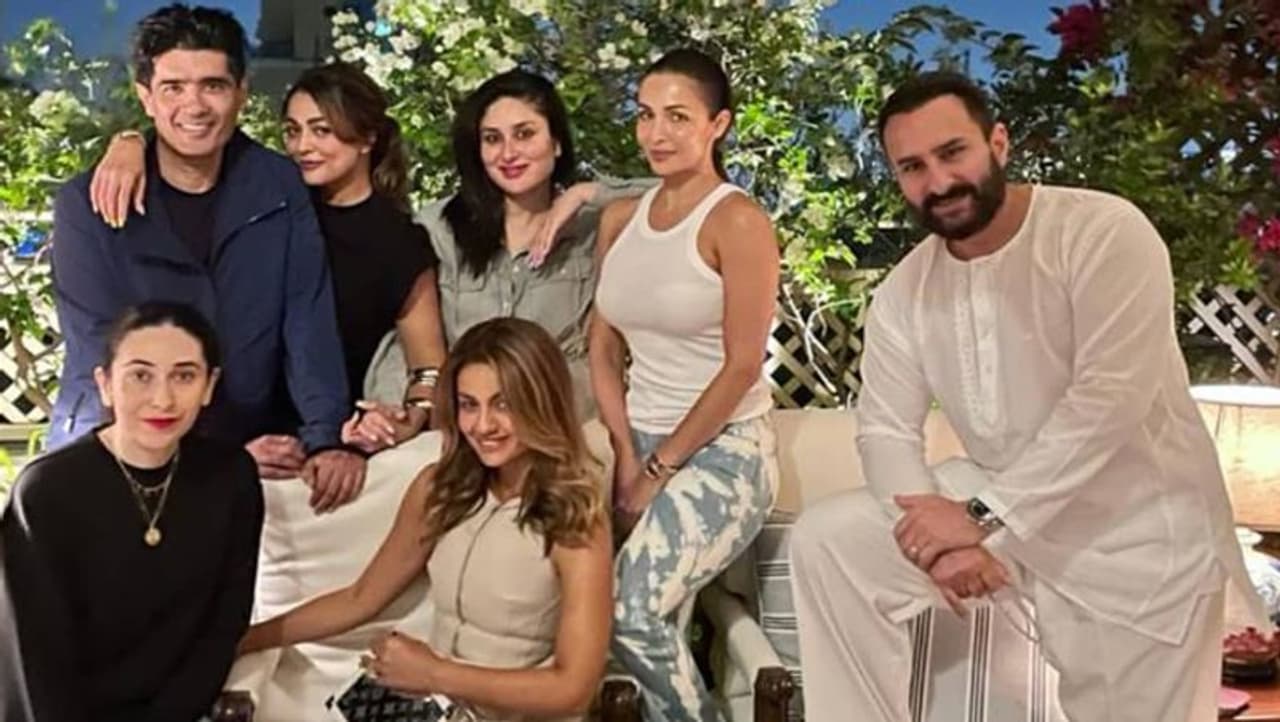 <p> ಇನ್ಸ್ಟಾಗ್ರಾಮ್ಲ್ಲಿ ಫೋಟೋ ಹಂಚಿಕೊಂಡು 'ಲವ್ಲೀ ಇವ್ನಿಂಗ್' ಎಂದು ಕ್ಯಾಪ್ಷನ್ ನೀಡಿದ್ದಾರೆ ಕರಿಷ್ಮಾ ಕಪೂರ್.</p> <p> ಇನ್ಸ್ಟಾಗ್ರಾಮ್ಲ್ಲಿ ಫೋಟೋ ಹಂಚಿಕೊಂಡು 'ಲವ್ಲೀ ಇವ್ನಿಂಗ್' ಎಂದು ಕ್ಯಾಪ್ಷನ್ ನೀಡಿದ್ದಾರೆ ಕರಿಷ್ಮಾ ಕಪೂರ್.</p>