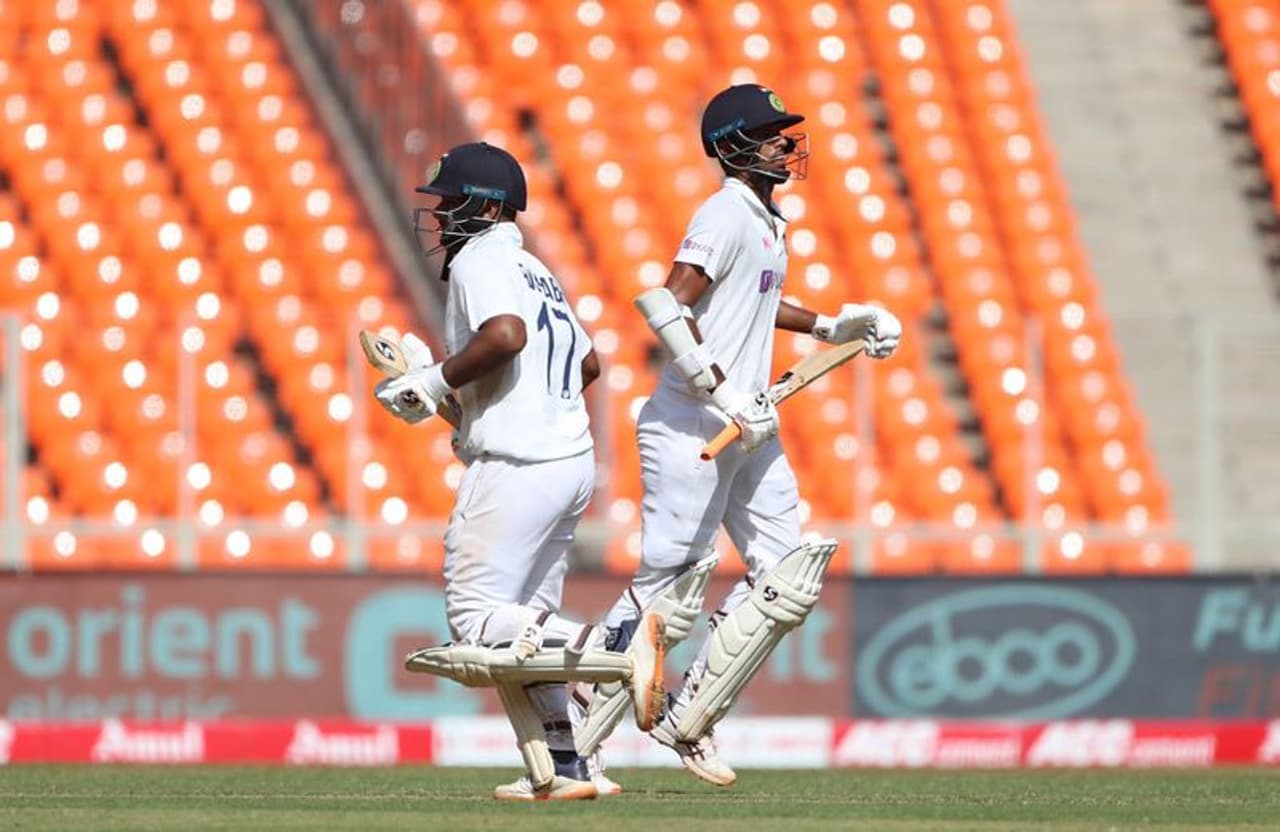 <p>Team India seems to be on top of its game. It piled extensive pressure on England on Day 2 of the fourth and final Test for the Anthony de Mello Trophy at the Narendra Modi Stadium in Ahmedabad on Friday. From Rishabh Pant's maiden Test century to Virat Kohli's duck woes, there were quite a few records scripted, as we take a look at it all.</p> <p>Team India seems to be on top of its game. It piled extensive pressure on England on Day 2 of the fourth and final Test for the Anthony de Mello Trophy at the Narendra Modi Stadium in Ahmedabad on Friday. From Rishabh Pant's maiden Test century to Virat Kohli's duck woes, there were quite a few records scripted, as we take a look at it all.</p>