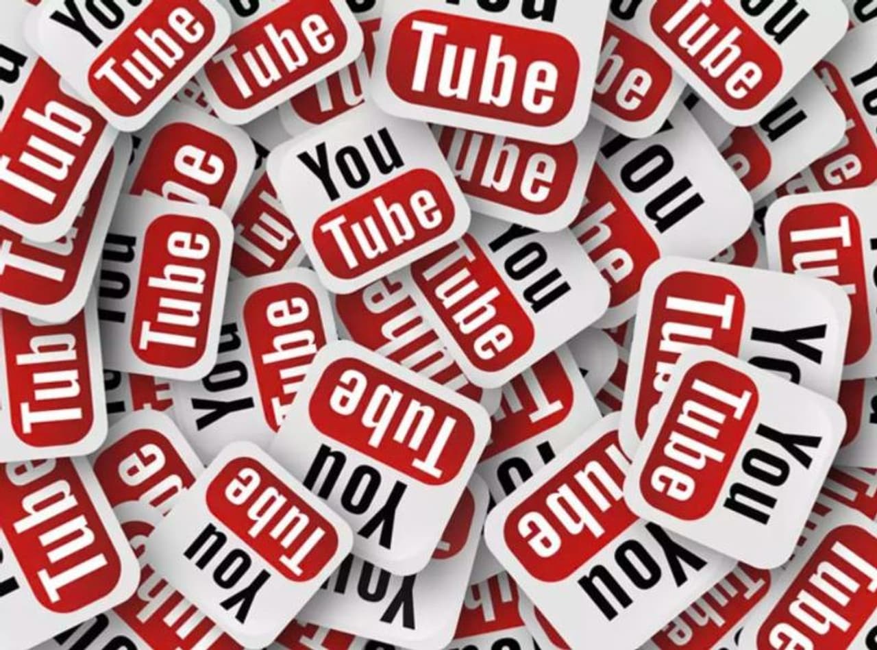 <p>యూట్యూబ్ ఇప్పుడు యుఎస్ కాకుండా ఇతర దేశాల నుండి యూట్యూబ్ వీడియొ కంటెంట్ క్రెయేటర్స్ నుండి పన్ను వసూలు చేయాలని నిర్ణయించింది, అంటే మీరు యూట్యూబర్ ఆఫ్ ఇండియా అయితే మీరు పన్ను చెల్లించాల్సి ఉంటుంది. &nbsp;</p>