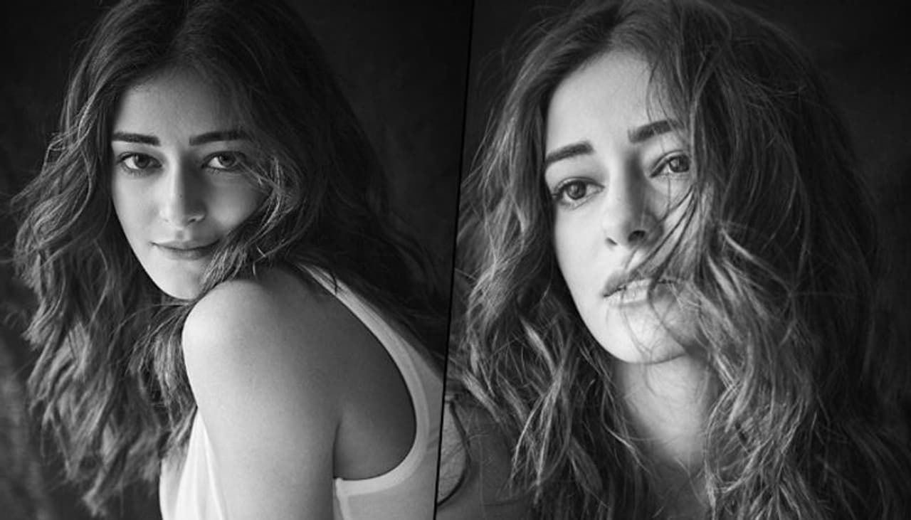 <p>Bollywood's new talent Ananya Panday made her debut with Tiger Shroff's Student Of The Year 2 and Tara Sutaria. For her performance, she even bagged the Filmfare Best Debut award. </p> <p>Bollywood's new talent Ananya Panday made her debut with Tiger Shroff's Student Of The Year 2 and Tara Sutaria. For her performance, she even bagged the Filmfare Best Debut award. </p>