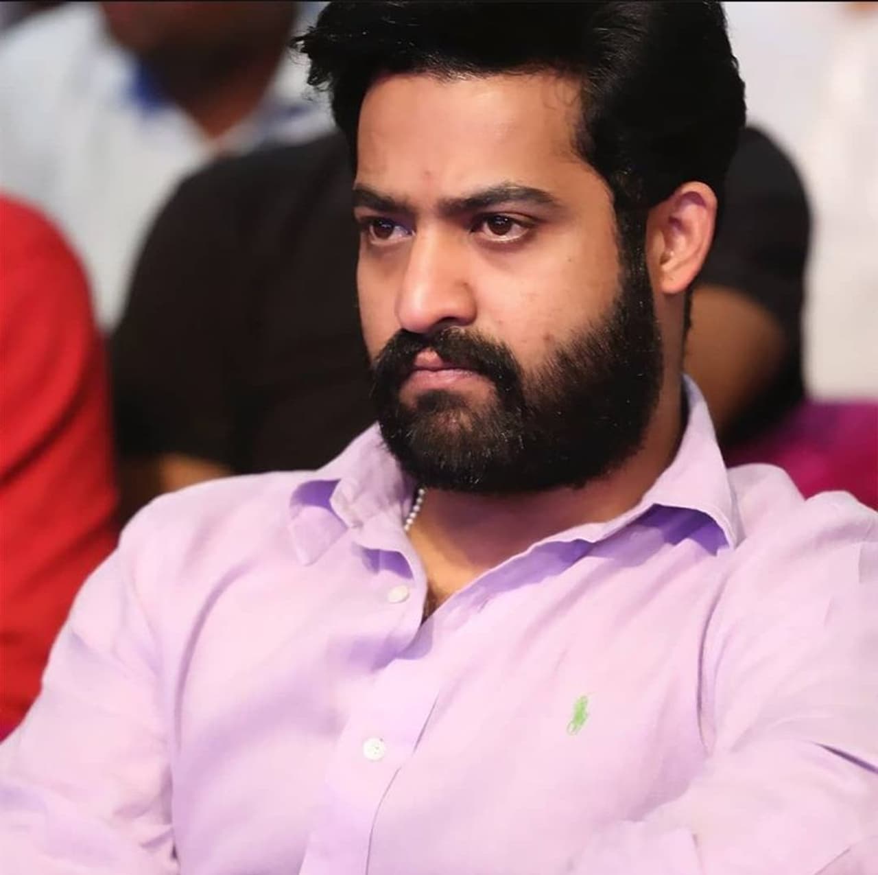 పవన్ కళ్యాణ్, త్రివిక్రమ్ కలిసి పూనమ్ కి పెద్ద అన్యాయం చేశారని ఆయన ఆరోపించారు. అప్పట్లో కత్తి మహేష్ వ్యాఖ్యలను ఖండించని పూనమ్.. తరచుగా సోషల్ మీడియాలో పవన్ ని టార్గెట్ చేస్తుంది.