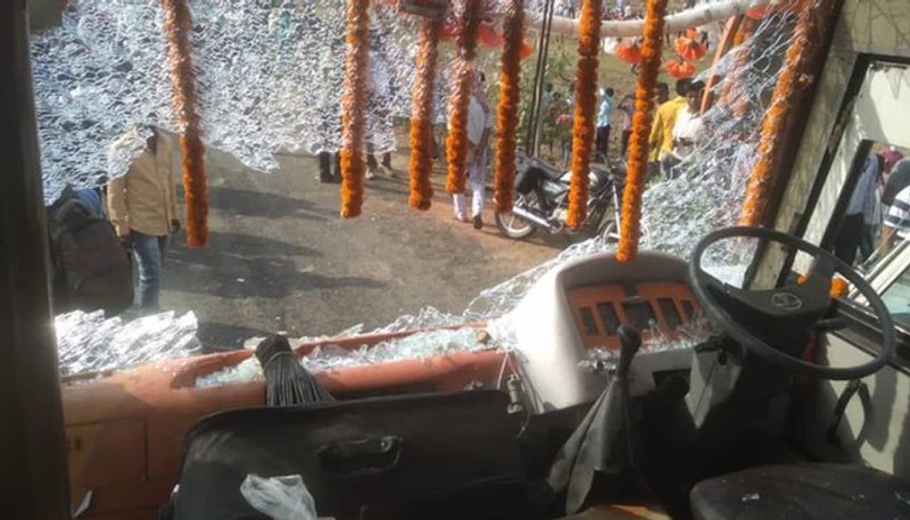 <p>Few miscreants vandalised the rath that was supposed to be used in the Babasaheb Bhimrao Ambedkar Samman Yatra by the BJP on Tuesday.</p> <p>Few miscreants vandalised the rath that was supposed to be used in the Babasaheb Bhimrao Ambedkar Samman Yatra by the BJP on Tuesday.</p>