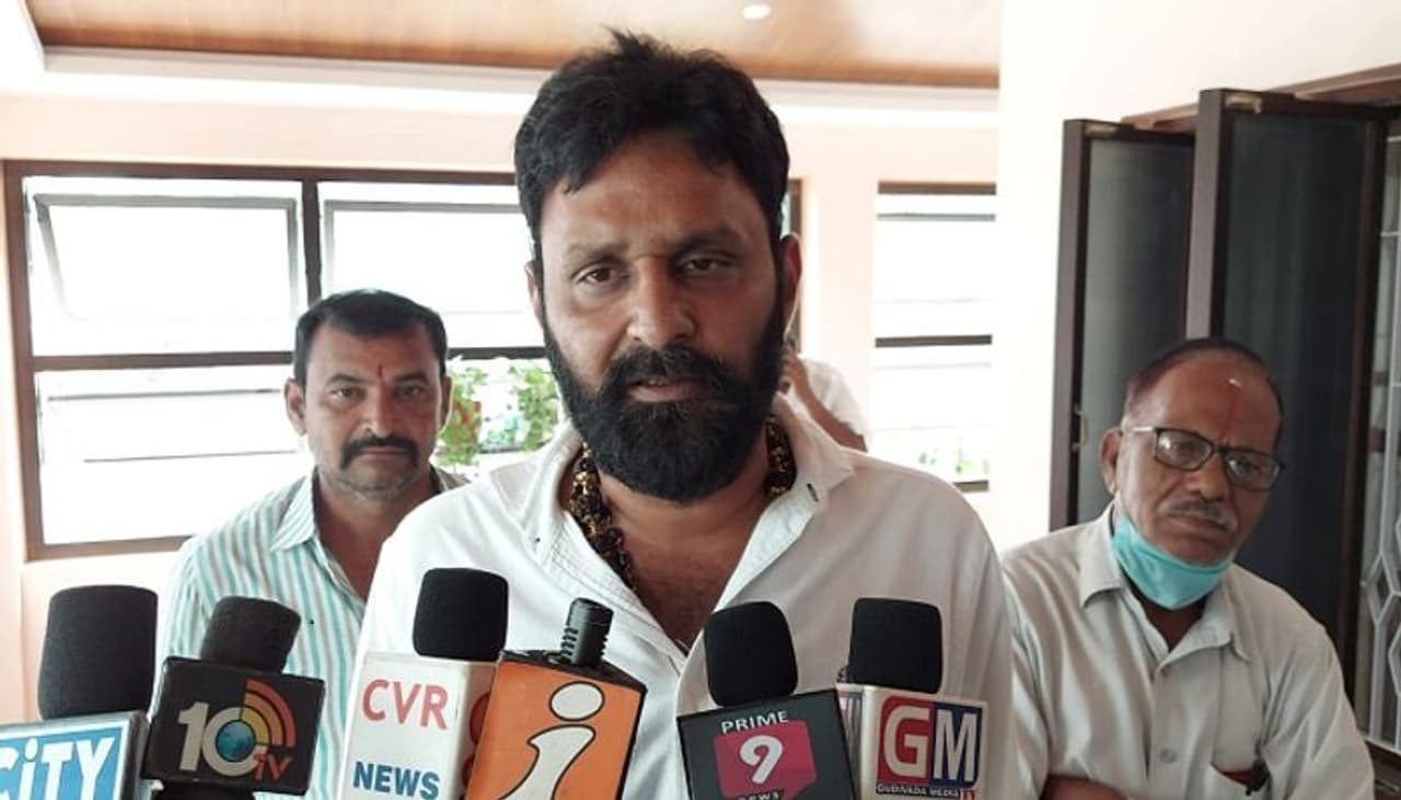 గుడివాడపై బాబు ఫోకస్: టీడీపీ పట్టుసాధించేనా? గుడివాడపై బాబు ఫోకస్: టీడీపీ పట్టుసాధించేనా?