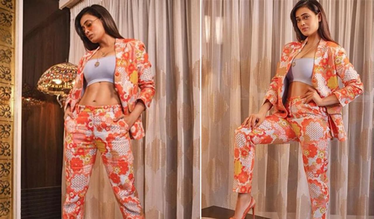 <p style="text align: justify;">The road that leads to fitness is definitely not easy. It takes time and hard work, and dedication. Kinita Patel is a well known nutritionist who took Shweta Tiwari under her wing after she had her second child. Here's what the nutritionist has to say.</p> <p style="text align: justify;">The road that leads to fitness is definitely not easy. It takes time and hard work, and dedication. Kinita Patel is a well known nutritionist who took Shweta Tiwari under her wing after she had her second child. Here's what the nutritionist has to say.</p>