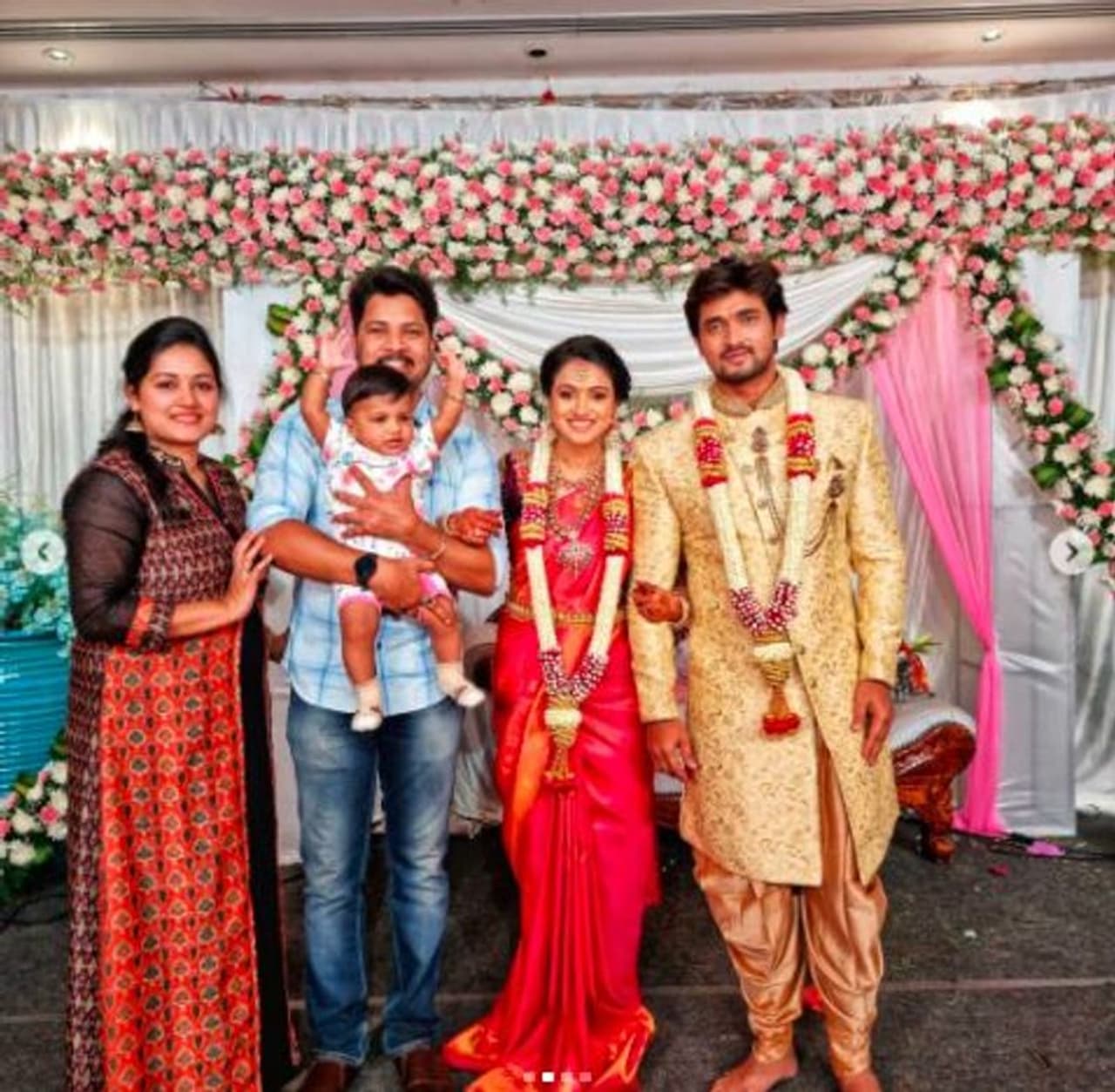 <p>ನಟ ಚಂದನ್ ಕುಮಾರ್ ಹಾಗೂ ನಟಿ ಕವಿತಾ ಗೌಡ ಅವರು ಏಪ್ರಿಲ್ 1ನೇ ರಂದು ನಿಶ್ಚಿತಾರ್ಥ ಮಾಡಿಕೊಂಡಿದ್ದಾರೆ.</p>