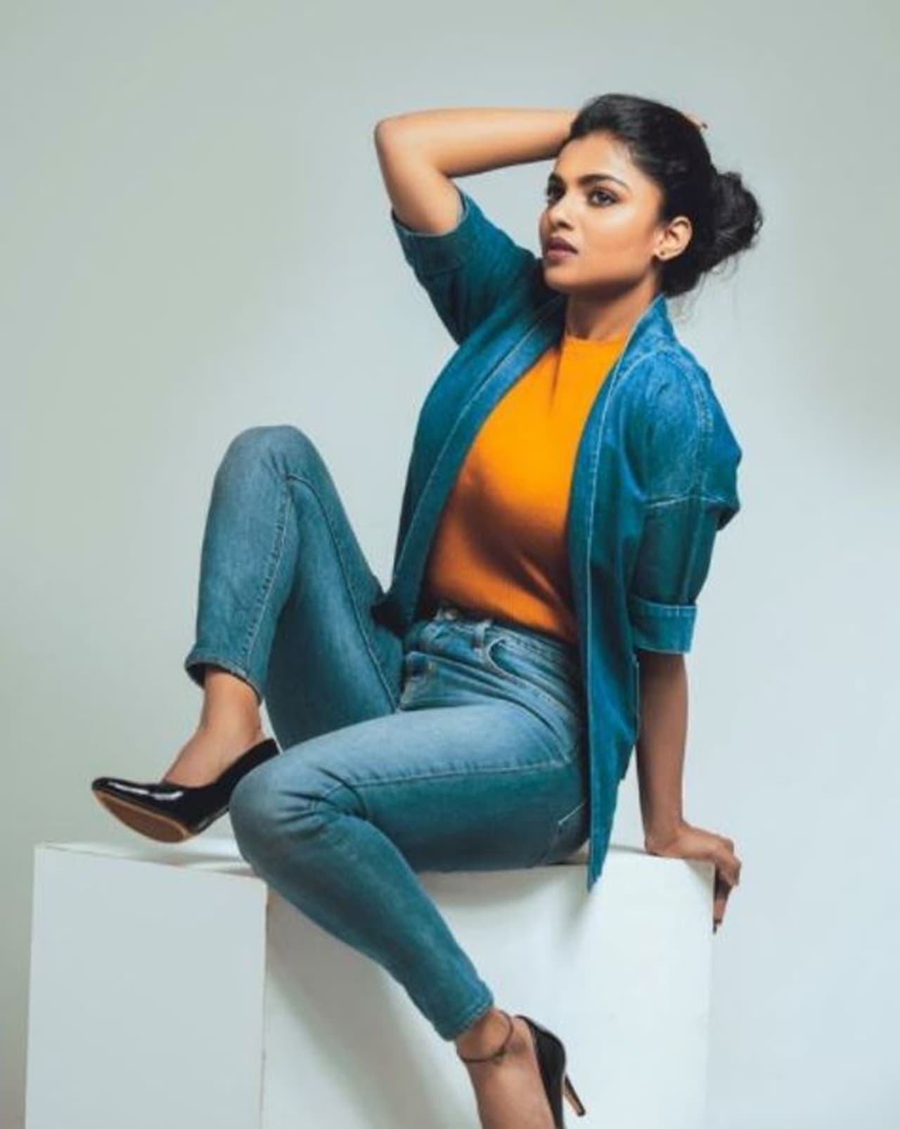 <p>'ಮಗಳು ಜಾನಕಿ' ಧಾರಾವಾಹಿ ಮೂಲಕ ಕಿರುತೆರೆ ವೀಕ್ಷಕರ ಮನೆ ಮಗಳಾಗಿದ್ದ ಗಾನವಿ ಇದೀಗ ಕನ್ನಡ ಚಿತ್ರರಂಗದ ಬೇಡಿಕೆಯ ನಟಿ.</p>