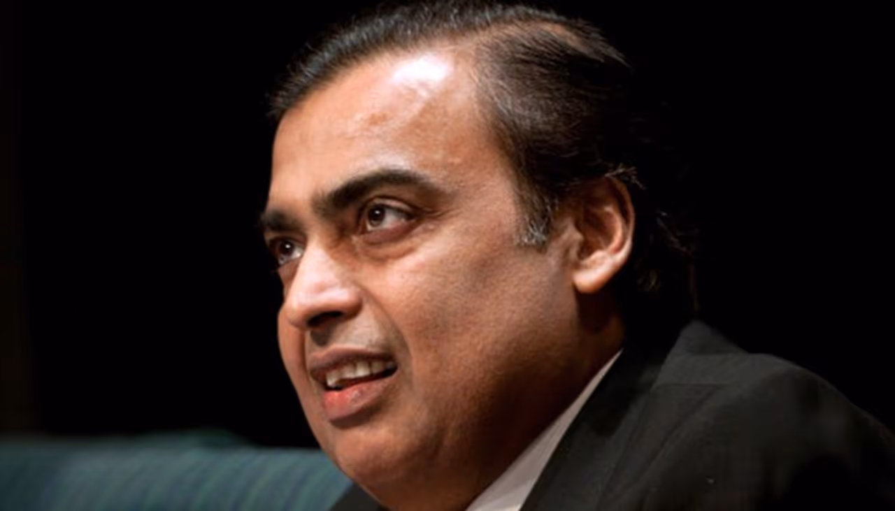 <p><strong>Mukesh Ambani&nbsp;<br />Chairman, Reliance Industries<br />Net Worth: 84.5 Billion<br />Forbes Rank: 10</strong></p>