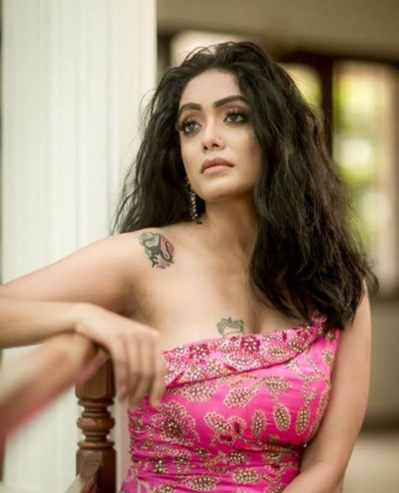 <p>மாடலிங்கை தாண்டி சிறந்த பரதநாட்டிய கலைஞரான இவர், பல்வேறு டான்ஸ் நிகழ்ச்சிகளிலும் கலந்து கொண்டு தன்னுடைய திறமையை வெளிப்படுத்தியுள்ளார்.</p> <p>மாடலிங்கை தாண்டி சிறந்த பரதநாட்டிய கலைஞரான இவர், பல்வேறு டான்ஸ் நிகழ்ச்சிகளிலும் கலந்து கொண்டு தன்னுடைய திறமையை வெளிப்படுத்தியுள்ளார்.</p>