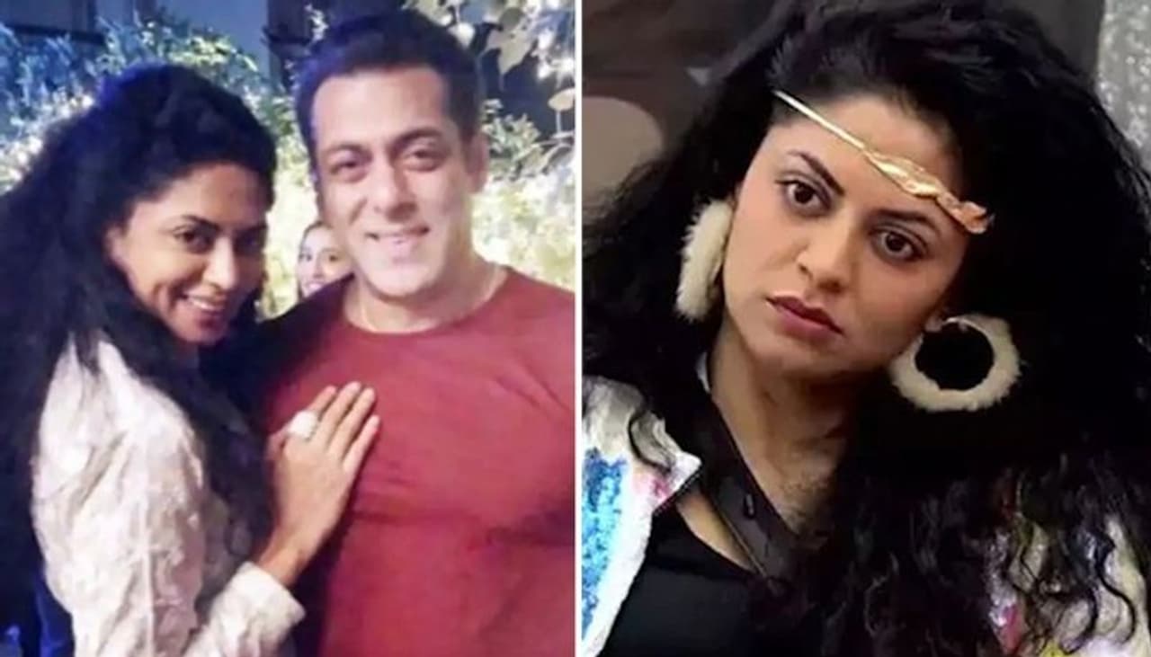<p>FIR star Kavita Kaushik, who was recently seen in Bigg Boss 14 house for a short time, has now called Salman Khan's Bigg Boss is a fake reality show. A fan recently told Kavita on Twitter that she shouldn’t have done the show and her reply to it says it all.</p> <p>FIR star Kavita Kaushik, who was recently seen in Bigg Boss 14 house for a short time, has now called Salman Khan's Bigg Boss is a fake reality show. A fan recently told Kavita on Twitter that she shouldn’t have done the show and her reply to it says it all.</p>