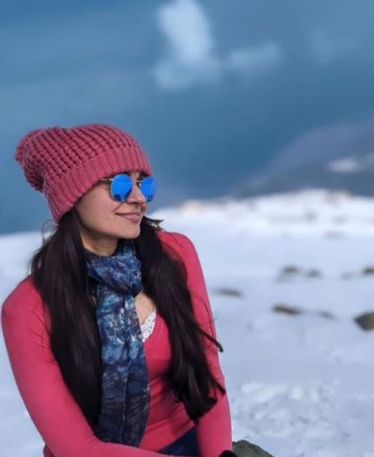 <p>பார்த்தாலே குளுகுளுனு இருக்கே... பனி கொட்டி கிடைக்கும் இடத்தில் ஆண்ட்ரியா </p> <p>பார்த்தாலே குளுகுளுனு இருக்கே... பனி கொட்டி கிடைக்கும் இடத்தில் ஆண்ட்ரியா </p>