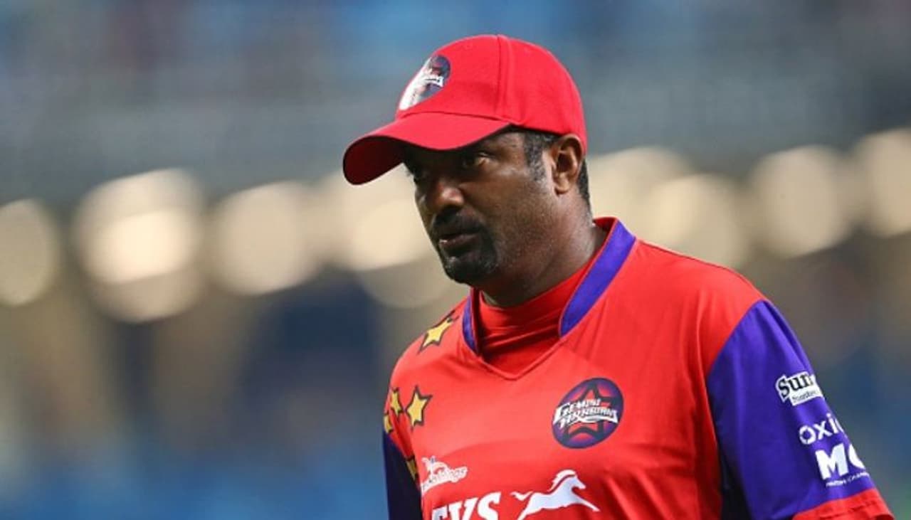 <p>Former Sri Lankan spin legend Muttiah Muralitharan is on his road to a healthy life once again after undergoing a successful coronary angioplasty at Apollo Hospital in Chennai. As of Monday, he has been discharged from the hospital.</p>