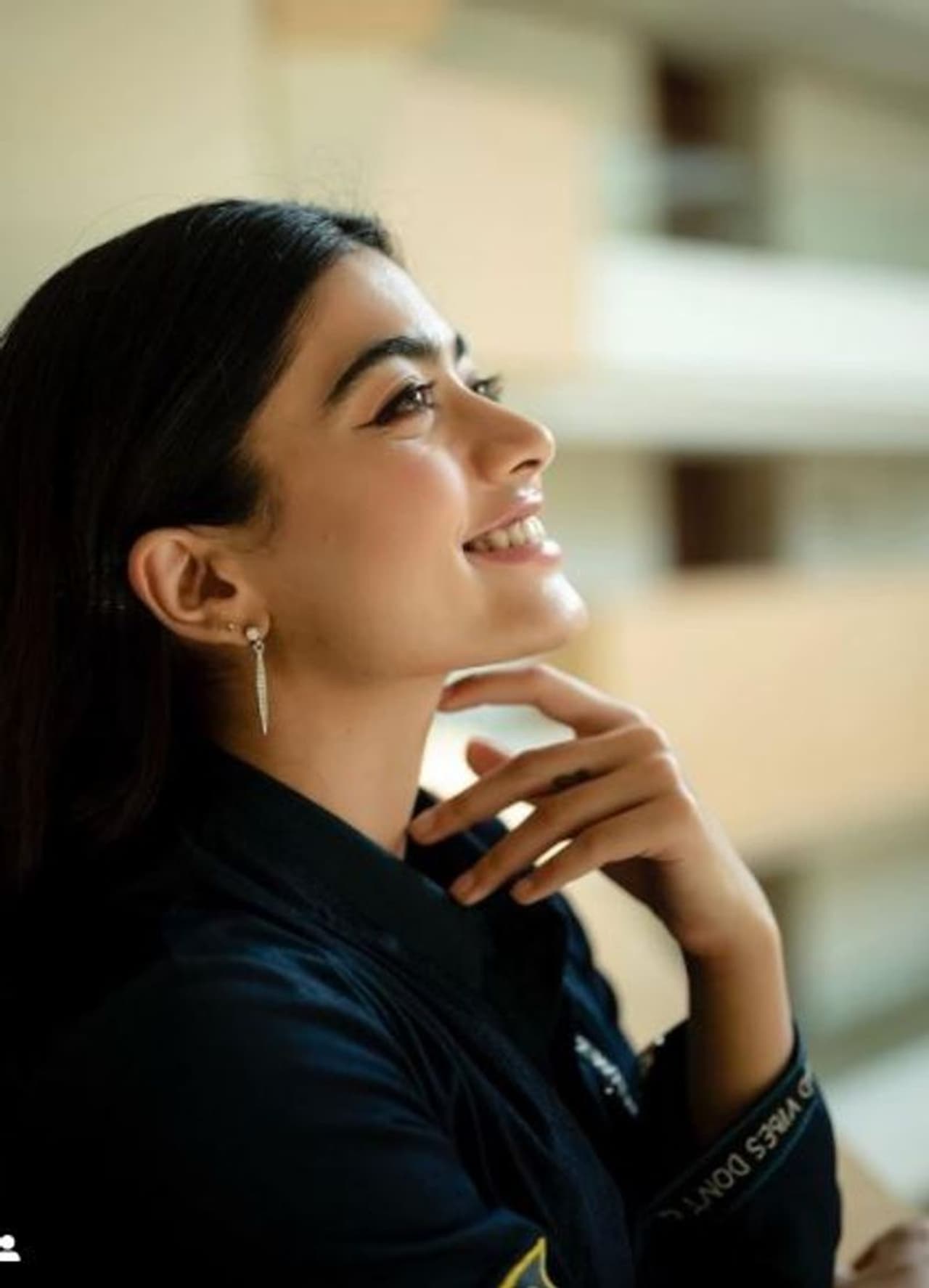 <p>சிலிர்க்க வைக்கும் கியூட் சிரிப்பு&nbsp;</p>