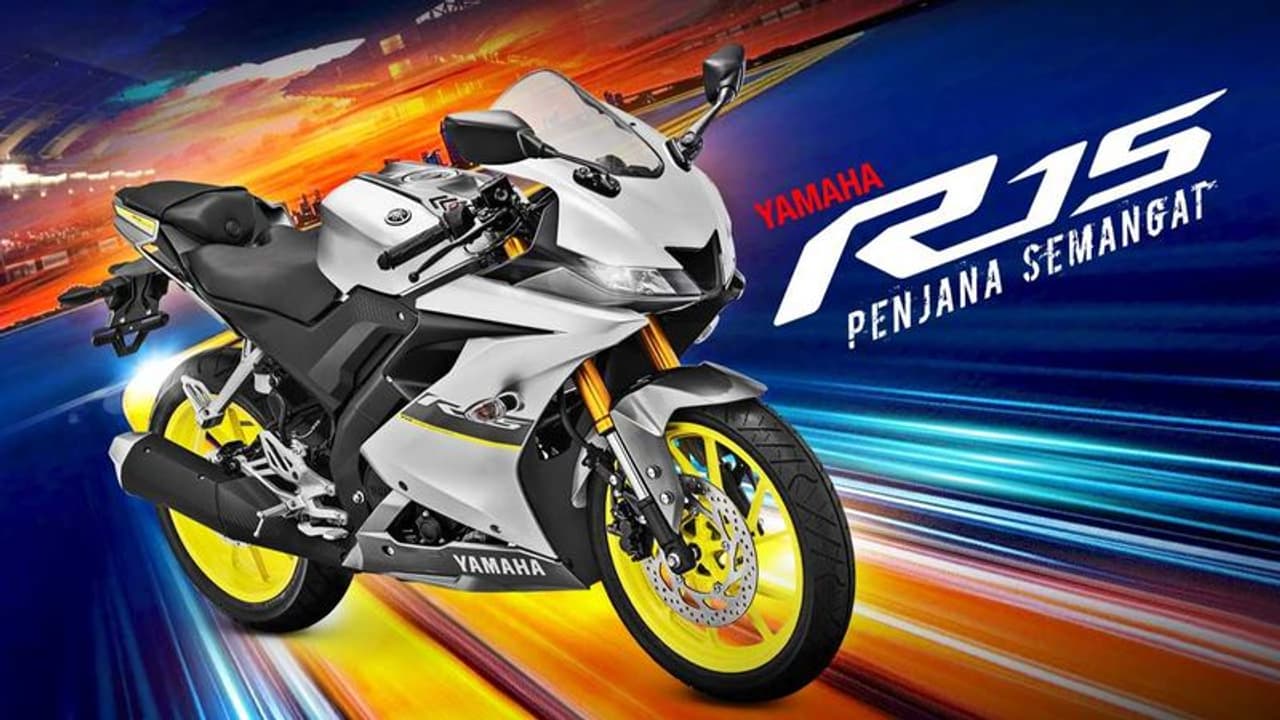 <p>దీంతో ఈ బడ్జెట్ ఎంట్రీ లెవల్ స్పోర్ట్స్ బైక్ను మరింత ప్రీమియం చేస్తుంది. ప్రస్తుతం దీనిని మలేషియా మార్కెట్లో ప్రారంభించారు అలాగే త్వరలోనే భారత మార్కెట్లో కూడా లాంచ్ చేయవచ్చు. <br /> </p> <p>దీంతో ఈ బడ్జెట్ ఎంట్రీ లెవల్ స్పోర్ట్స్ బైక్ను మరింత ప్రీమియం చేస్తుంది. ప్రస్తుతం దీనిని మలేషియా మార్కెట్లో ప్రారంభించారు అలాగే త్వరలోనే భారత మార్కెట్లో కూడా లాంచ్ చేయవచ్చు. <br /> </p>