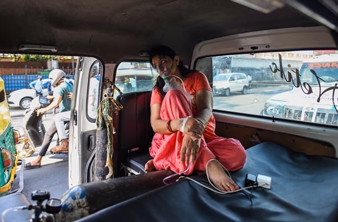 <p>India has been witnessed a sharp spike in new Covid 19 cases and fatalities linked to the pandemic in the last few days. The new wave of Coronavirus cases has put an immense strain on the medical infrastructure. Yet the fightback continues. <br /> </p><p>To quote renowned scientist and White House Chief Medical Advisor Dr Anthony Fauci, for now, vaccination is the best antidote available for India.<br /> </p><p>Amid the second wave of the pandemic, AIIMS Covid Centre Head <strong>Dr Anjan Trikha</strong> clarifies doubts regarding Covid 19 precautions, symptoms, hospitalization, and other related issues.</p> <p>India has been witnessed a sharp spike in new Covid 19 cases and fatalities linked to the pandemic in the last few days. The new wave of Coronavirus cases has put an immense strain on the medical infrastructure. Yet the fightback continues. <br /> </p><p>To quote renowned scientist and White House Chief Medical Advisor Dr Anthony Fauci, for now, vaccination is the best antidote available for India.<br /> </p><p>Amid the second wave of the pandemic, AIIMS Covid Centre Head <strong>Dr Anjan Trikha</strong> clarifies doubts regarding Covid 19 precautions, symptoms, hospitalization, and other related issues.</p>