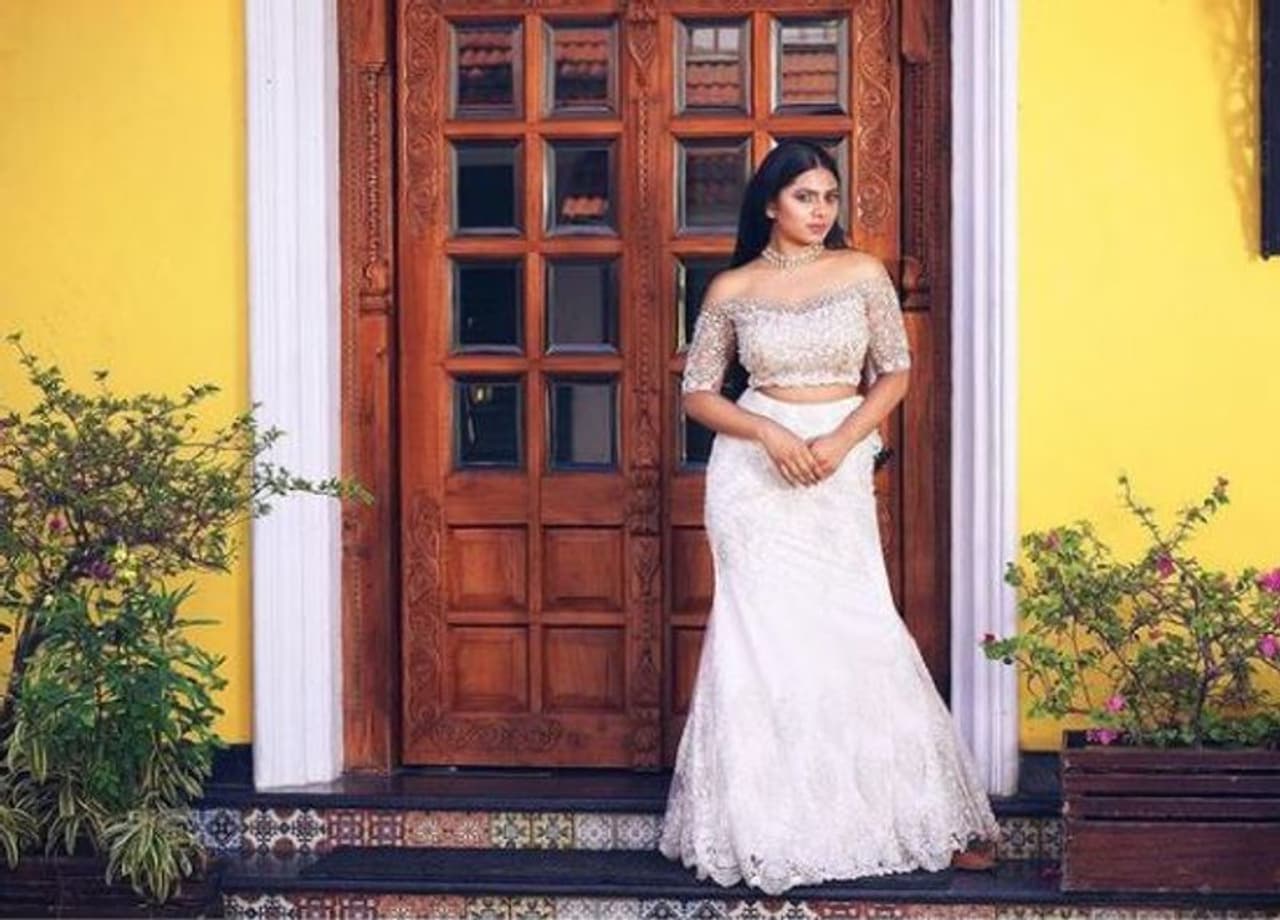 <p>சுடிதார் போட்டு நடிக்கும் பூமிகாவா இப்படி?</p> <p>சுடிதார் போட்டு நடிக்கும் பூமிகாவா இப்படி?</p>