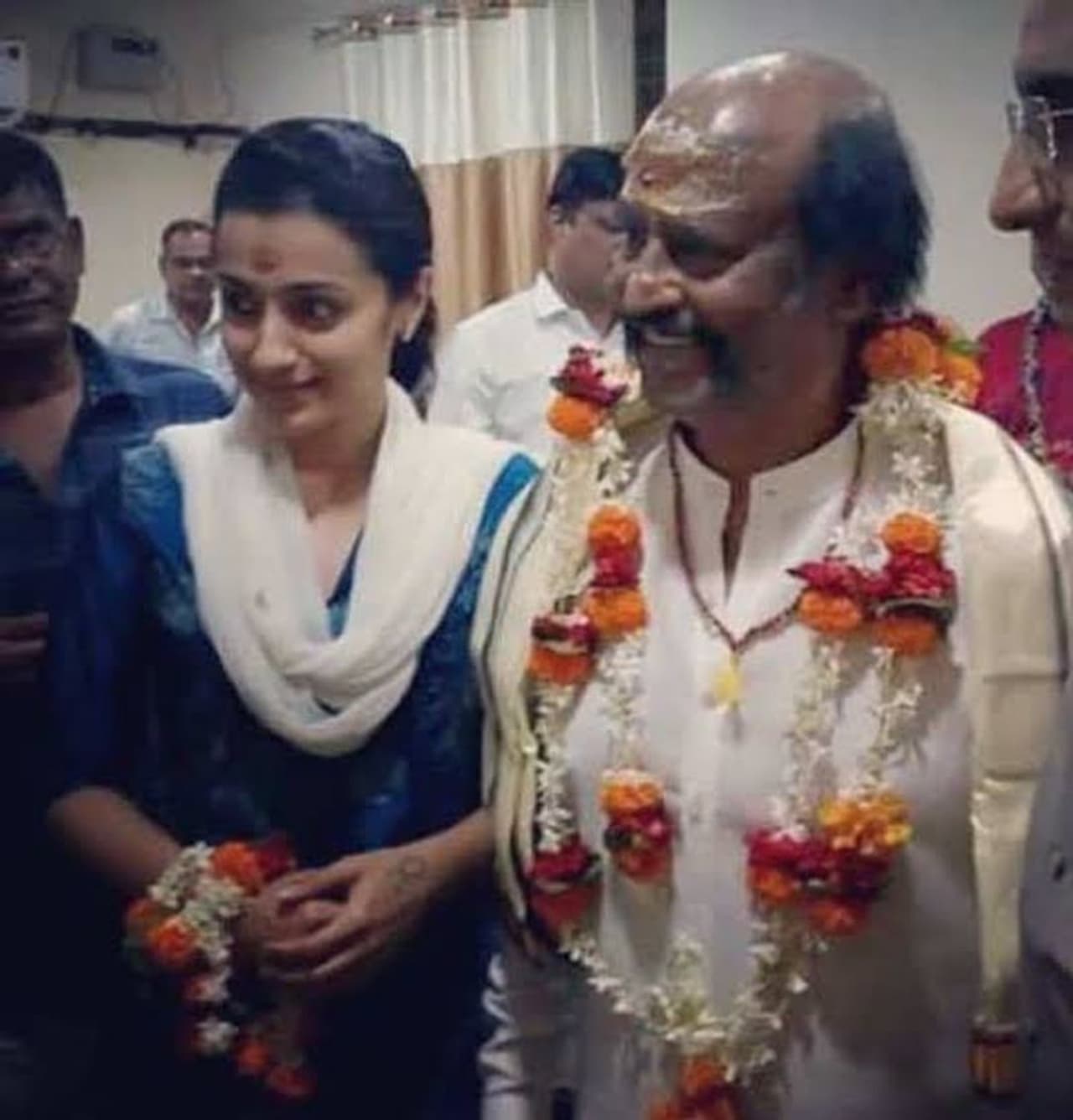 రజనీతో సినిమా ఓపెనింగ్లో. రజనీతో సినిమా ఓపెనింగ్లో.