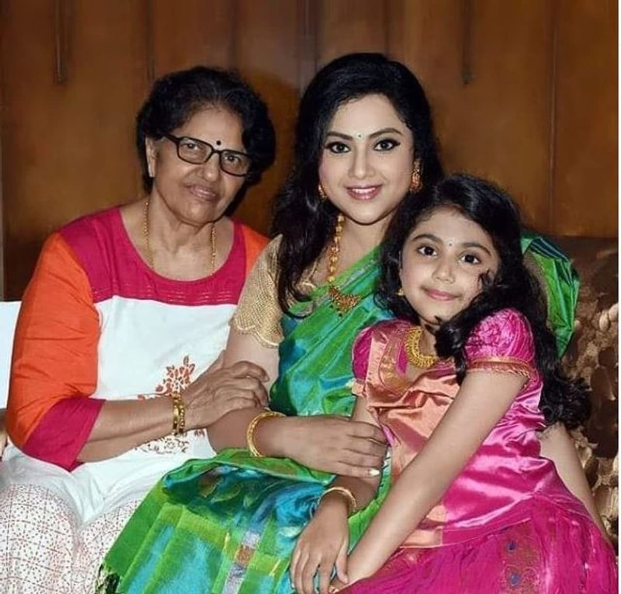 <h2> </h2><p>அட்லி விஜய் கூட்டணியில் வெளியாகி சூப்பர் டூப்பர் ஹிட்டடித்த திரைப்படம் தெறி. வசூல் மற்றும் விமர்சன ரீதியாக இந்த படம் வேற லெவலுக்கு ஹிட்டடித்தது. </p> <h2> </h2><p>அட்லி விஜய் கூட்டணியில் வெளியாகி சூப்பர் டூப்பர் ஹிட்டடித்த திரைப்படம் தெறி. வசூல் மற்றும் விமர்சன ரீதியாக இந்த படம் வேற லெவலுக்கு ஹிட்டடித்தது. </p>