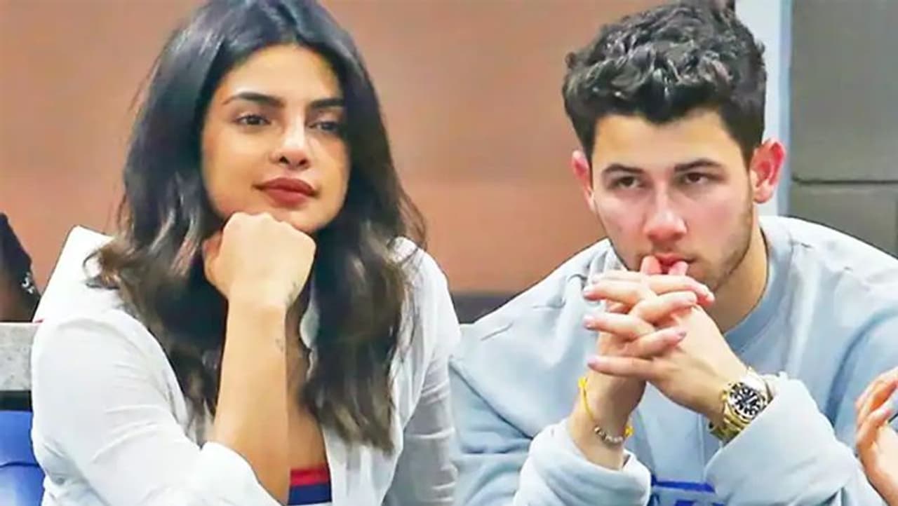 <p>Priyanka Chopra's husband Nick Jonas, recently got multiple injuries from a bike accident, and now he has returned to work. Nick even shared selfies and videos from the sets while filming the live NBC singing competition.&nbsp;</p>