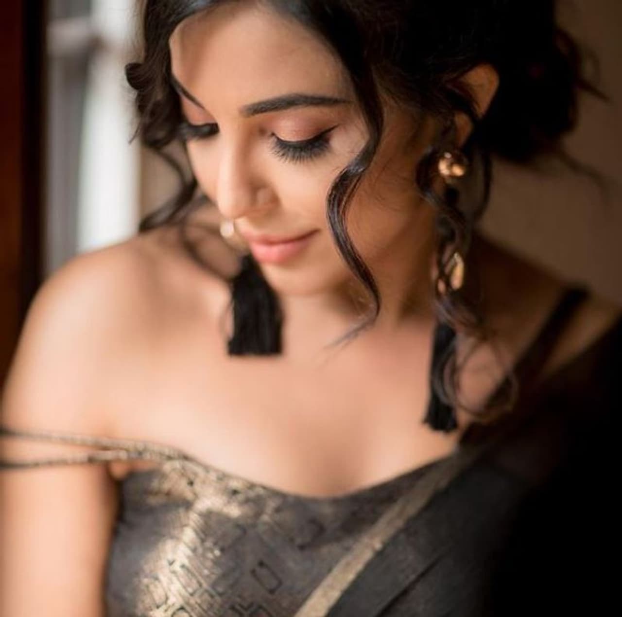 <p>தாறு மாறு கவர்ச்சியில் கிறுகிறுக்க வைக்கும் பார்வதி </p> <p>தாறு மாறு கவர்ச்சியில் கிறுகிறுக்க வைக்கும் பார்வதி </p>