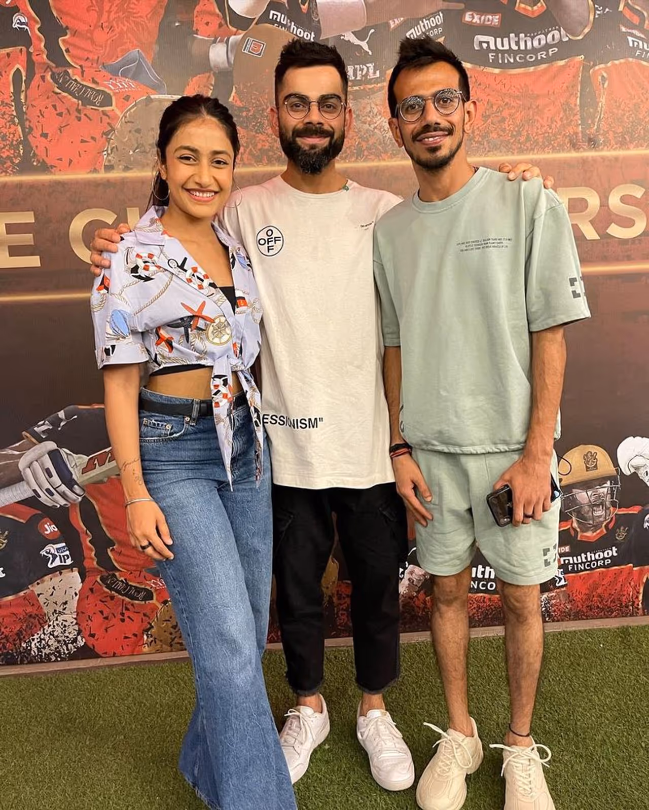 <p>When you have FRIENDS, you have nothing else to worry about. The line sounds true, but do you get the twist to it? Well, that’s what Indian leg spinner Yuzvendra Chahal’s dancing wife Dhanashree Verma has been trying to present us.</p>