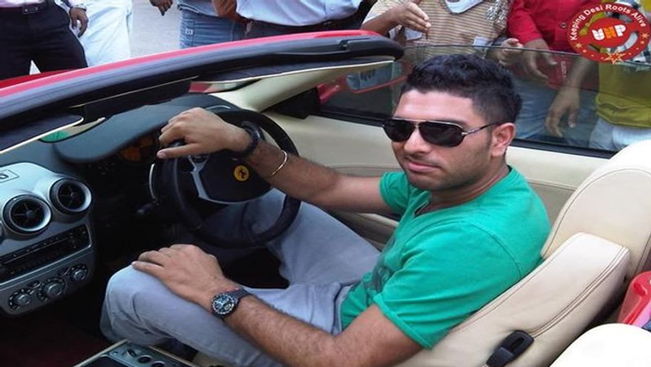 <p>భారత జట్టులో చోటు దక్కించుకున్న శుబ్మన్ గిల్తో పాటు అభిషేక్ శర్మ, ప్రభ్సిమ్రాన్ సింగ్ వంటి చాలామందికి యువరాజ్ సింగ్ మెంటర్గా వ్యవహారించాడు. పంజాబీ క్రికెటర్ల ఇంగ్లీష్ యాస్పై చాలా విమర్శలు వచ్చేవి...</p> <p>భారత జట్టులో చోటు దక్కించుకున్న శుబ్మన్ గిల్తో పాటు అభిషేక్ శర్మ, ప్రభ్సిమ్రాన్ సింగ్ వంటి చాలామందికి యువరాజ్ సింగ్ మెంటర్గా వ్యవహారించాడు. పంజాబీ క్రికెటర్ల ఇంగ్లీష్ యాస్పై చాలా విమర్శలు వచ్చేవి...</p>