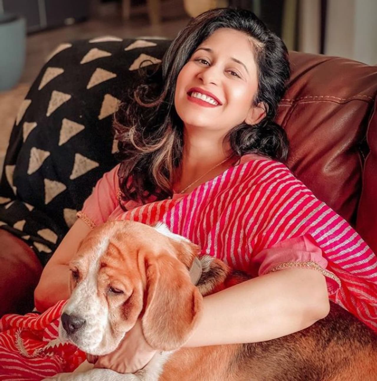 <p>ನಟ ಕಿಶ್ವರ್ ಮರ್ಚೆಂಟ್ ಪ್ರಸ್ತುತ ತನ್ನ ಜೀವನದ ಅತ್ಯುತ್ತಮ ಹಂತದಲ್ಲಿದ್ದಾರೆ. ಏಕೆಂದರೆ ಅವರು ಮೊದಲ ಬಾರಿಗೆ ಅಮ್ಮನಾಗುತ್ತಿದ್ದಾರೆ.</p>