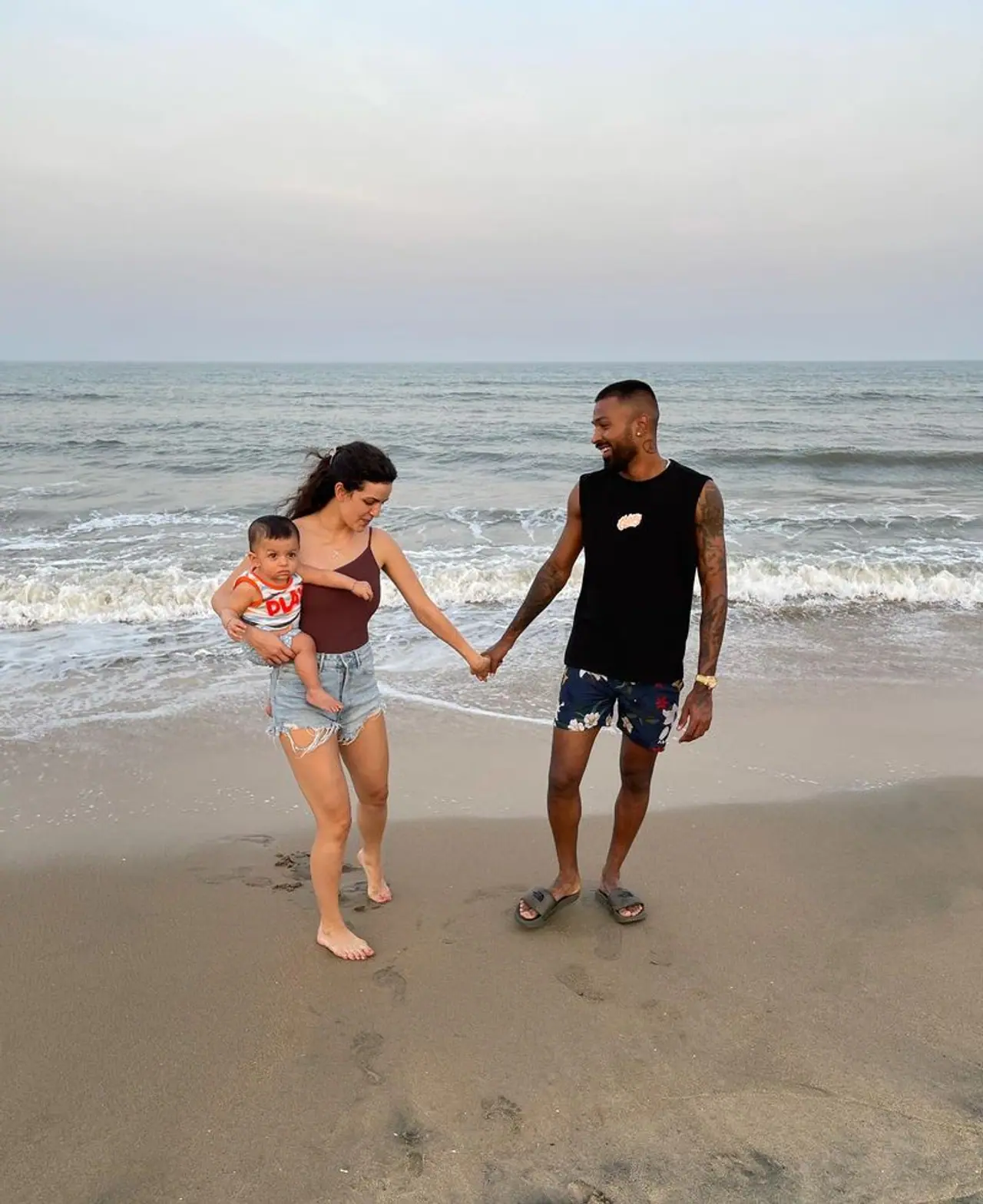 <p>Hardik Pandya has had a tough few months with the bat as he would be looking to get back to his dominating ways soon, ahead of the international season. However, all seems to be going smooth in his personal life, involving his family.</p>