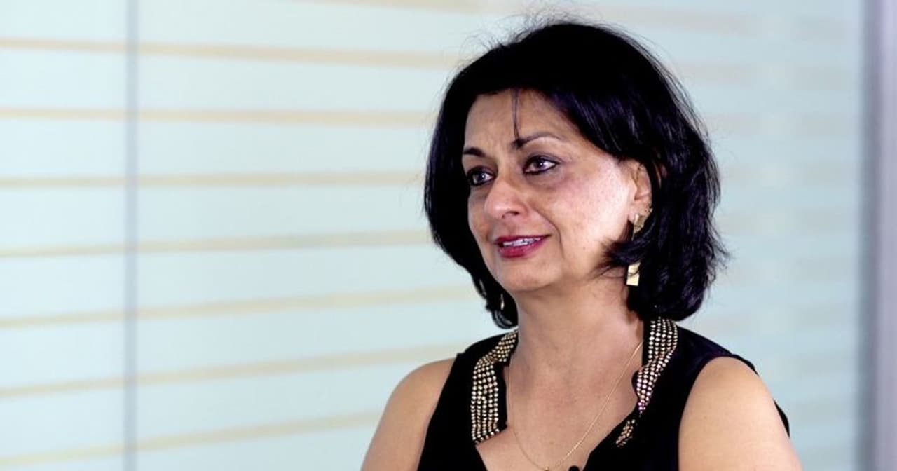 <p>అంతర్జాతీయ ద్రవ్య నిధిలో మూడు దశాబ్దాలుగా వివిధ సీనియర్ పదవుల్లో పనిచేసిన కొచ్చర్ జూలై 30న పదవీ విరమణ చేశాక బిల్ అండ్ మెలిండా గేట్స్ ఫౌండేషన్లో డెవలప్మెంట్ పాలసీ అండ్ ఫైనాన్స్ డైరెక్టర్గా చేరనున్నట్లు ఐఎంఎఫ్ బుధవారం ప్రకటించింది.</p> <p>అంతర్జాతీయ ద్రవ్య నిధిలో మూడు దశాబ్దాలుగా వివిధ సీనియర్ పదవుల్లో పనిచేసిన కొచ్చర్ జూలై 30న పదవీ విరమణ చేశాక బిల్ అండ్ మెలిండా గేట్స్ ఫౌండేషన్లో డెవలప్మెంట్ పాలసీ అండ్ ఫైనాన్స్ డైరెక్టర్గా చేరనున్నట్లు ఐఎంఎఫ్ బుధవారం ప్రకటించింది.</p>