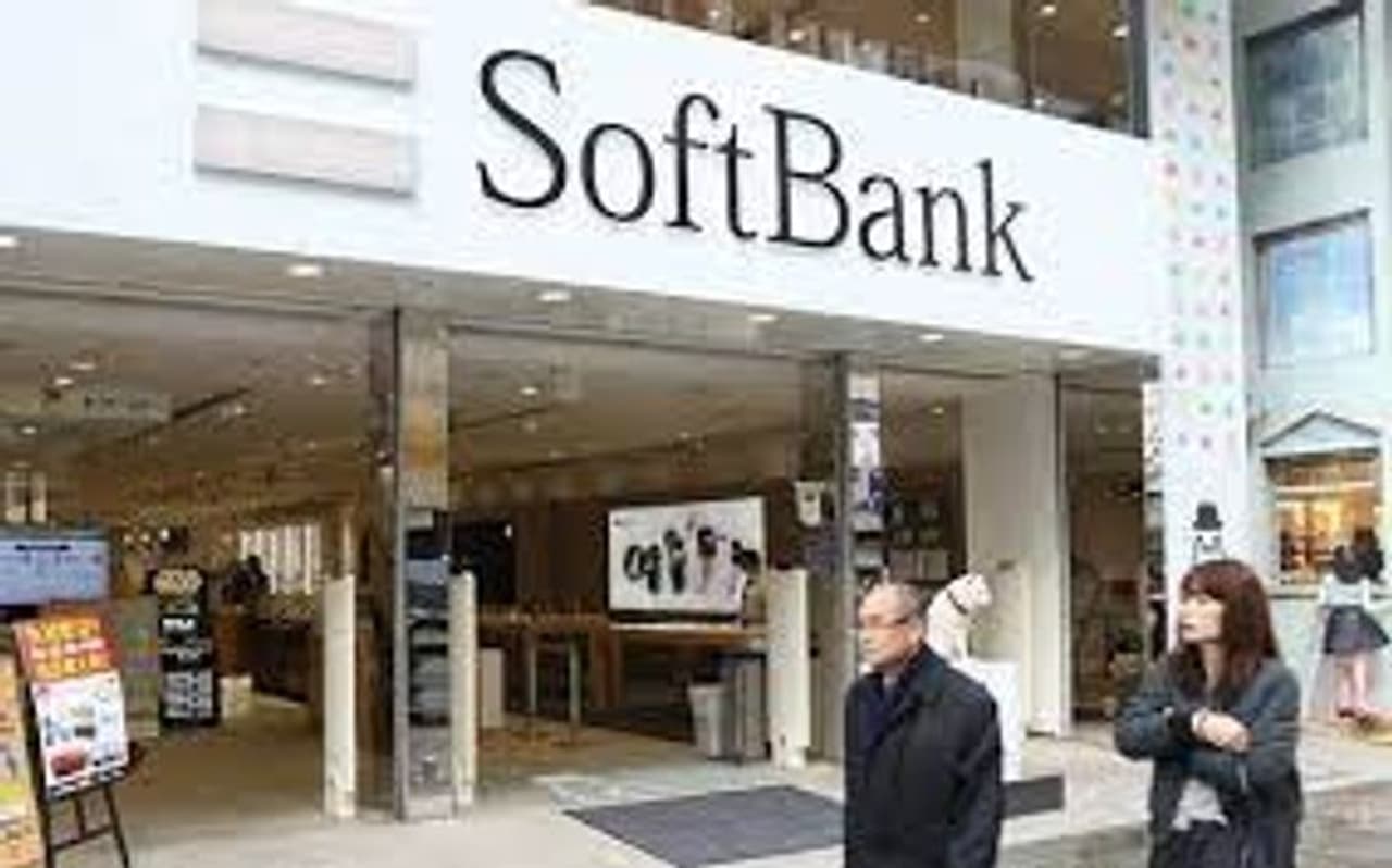 <p>ప్రతిపాదిత ఈ పెట్టుబడి సాఫ్ట్బ్యాంక్ విజన్ ఫండ్ 2 కు సంబంధించి 1.2 1.5 బిలియన్ల డాలర్ల నిధుల్లో భాగం. ఈ లావాదేవీతో ఫ్లిప్కార్ట్ విలువ 28 బిలియన్ డాలర్లుగా ఉంటుందని, ఈ ఒప్పందం 3 4 నెలల్లో ముగుస్తుందని భావిస్తున్నారు.<br /> </p> <p>ప్రతిపాదిత ఈ పెట్టుబడి సాఫ్ట్బ్యాంక్ విజన్ ఫండ్ 2 కు సంబంధించి 1.2 1.5 బిలియన్ల డాలర్ల నిధుల్లో భాగం. ఈ లావాదేవీతో ఫ్లిప్కార్ట్ విలువ 28 బిలియన్ డాలర్లుగా ఉంటుందని, ఈ ఒప్పందం 3 4 నెలల్లో ముగుస్తుందని భావిస్తున్నారు.<br /> </p>