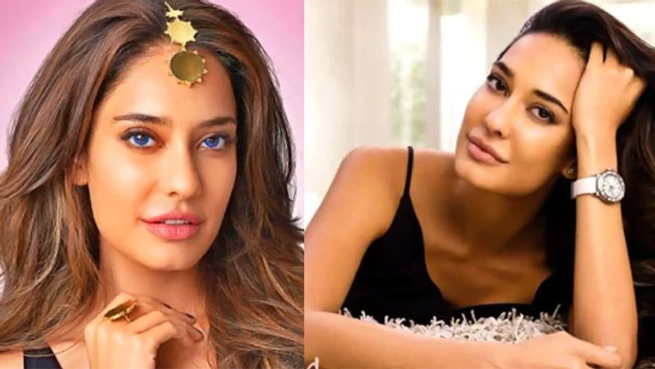 అందంగా ఉండాలని ప్రతి అమ్మాయి ఆశపడుతుంది. ముఖ్యంగా ఏదైనా ఫంక్షన్ ఉంది అంటే.. అక్కడ తానే హైలెట్ అవ్వాలని కోరుకుంటారు. కానీ చాలా మందికి సరిగ్గా ఫంక్షన్ టైం కి ఫేస్ పాడుతుంది. రేపు ఫంక్షన్ అనగా.. రాత్రికి రాత్రే ముఖంపై మొటిమ వచ్చేస్తుంది. అందంగా ఉండాలని ప్రతి అమ్మాయి ఆశపడుతుంది. ముఖ్యంగా ఏదైనా ఫంక్షన్ ఉంది అంటే.. అక్కడ తానే హైలెట్ అవ్వాలని కోరుకుంటారు. కానీ చాలా మందికి సరిగ్గా ఫంక్షన్ టైం కి ఫేస్ పాడుతుంది. రేపు ఫంక్షన్ అనగా.. రాత్రికి రాత్రే ముఖంపై మొటిమ వచ్చేస్తుంది.